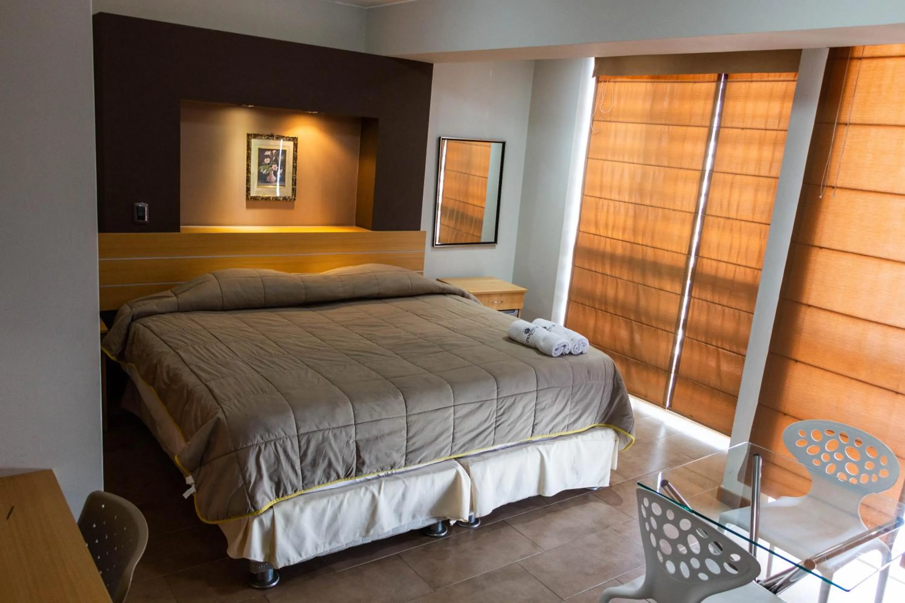 Photo of the whole room, Bed in Hotel Mochiks