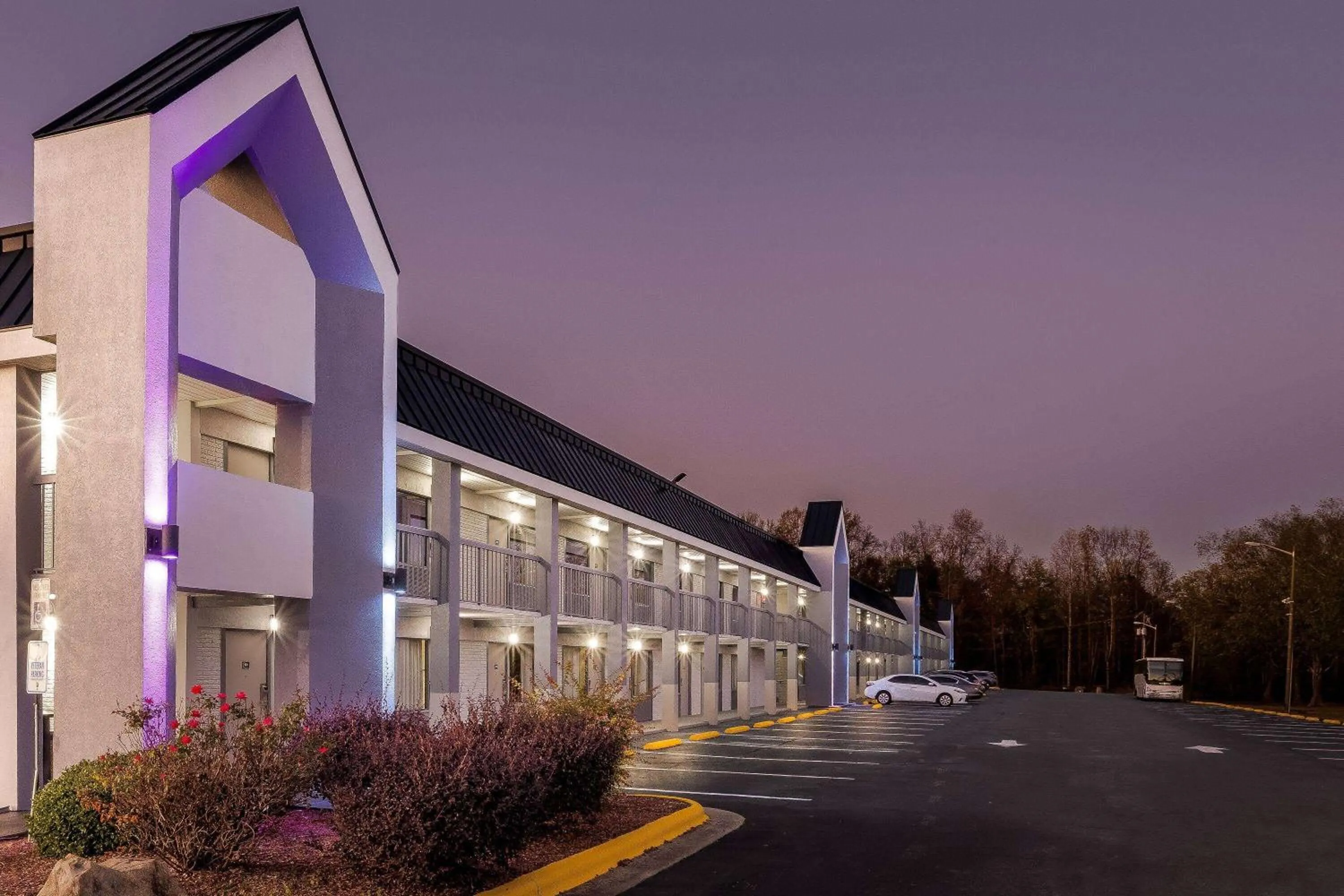 Property building in Super 8 by Wyndham Garysburg/Roanoke Rapids