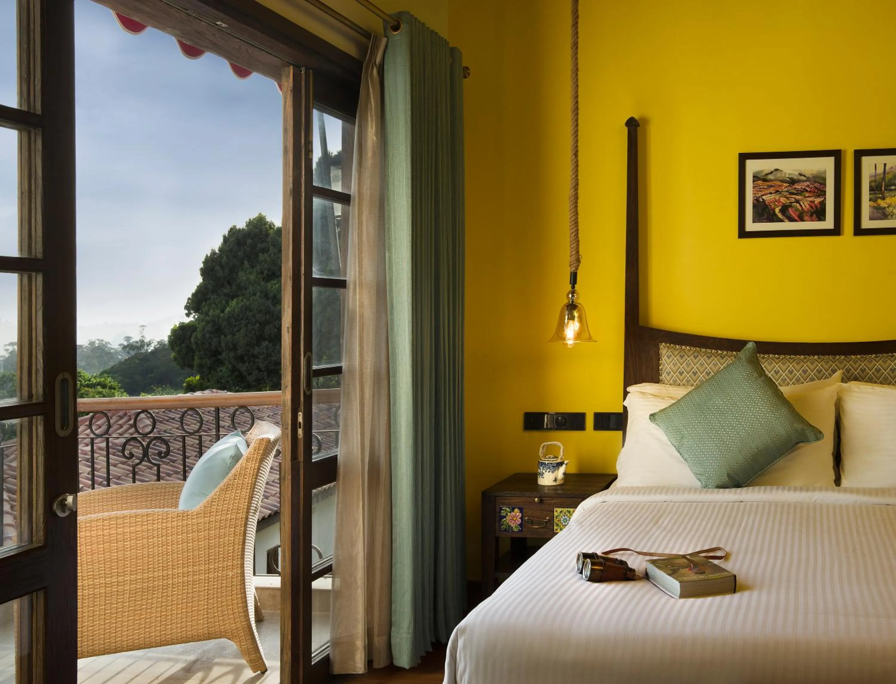 cot, Bed in The Tamara Kodai