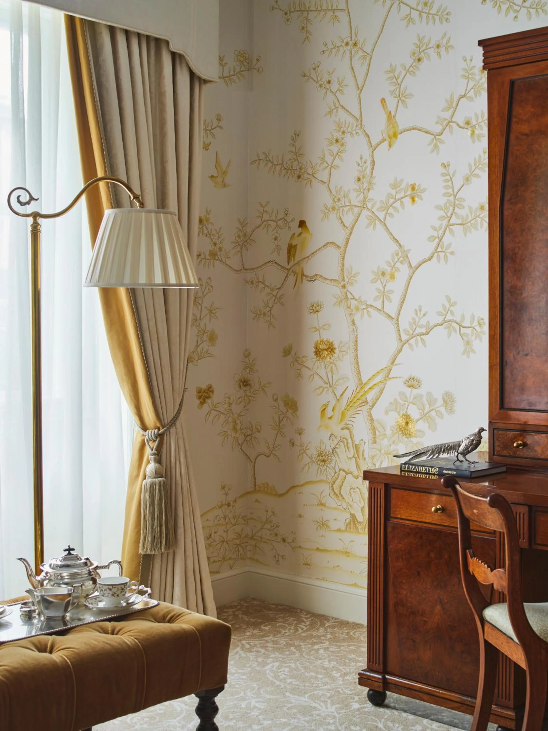 Living room in The Goring