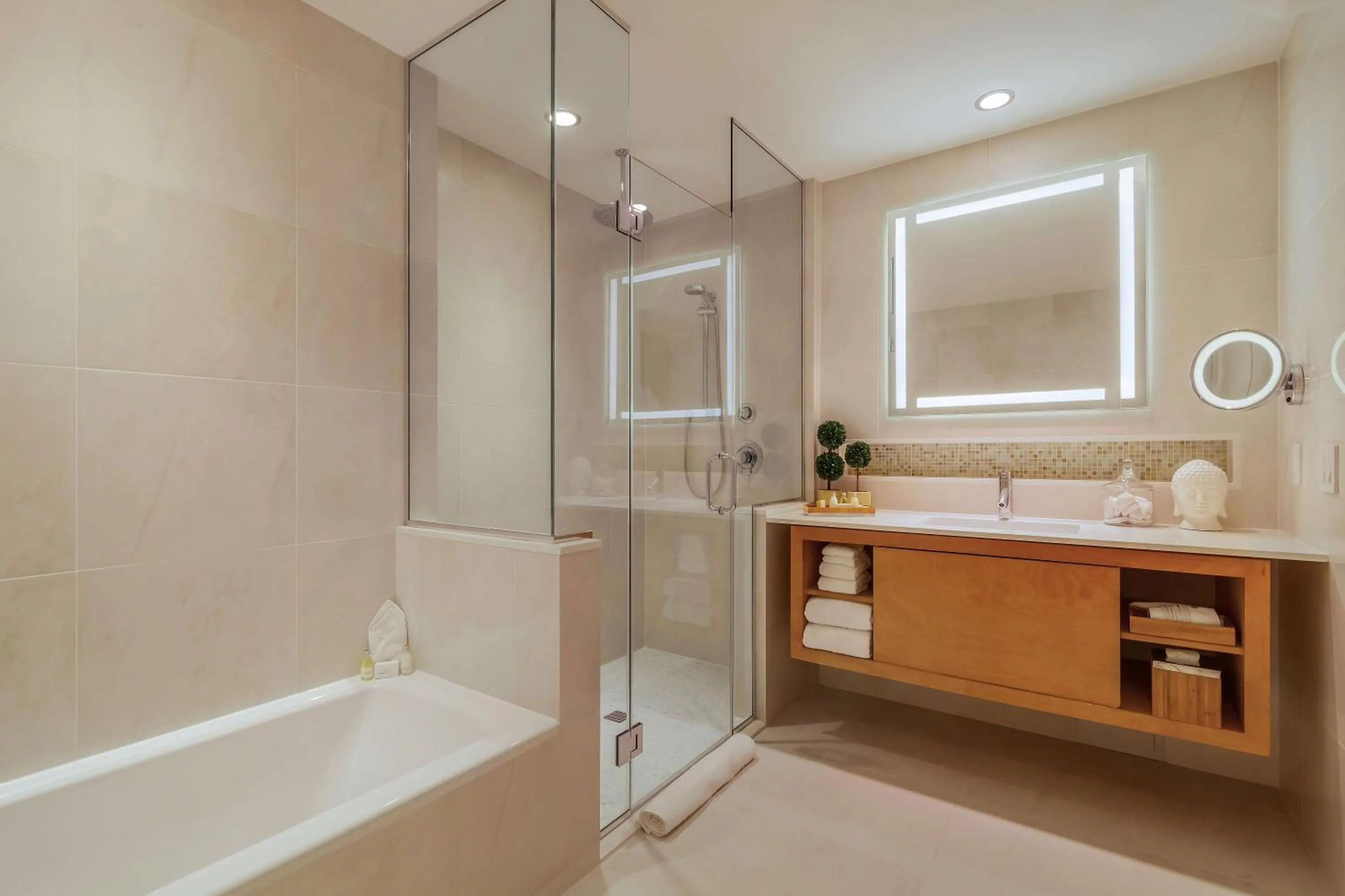 Bathroom in Concorde Hotel New York