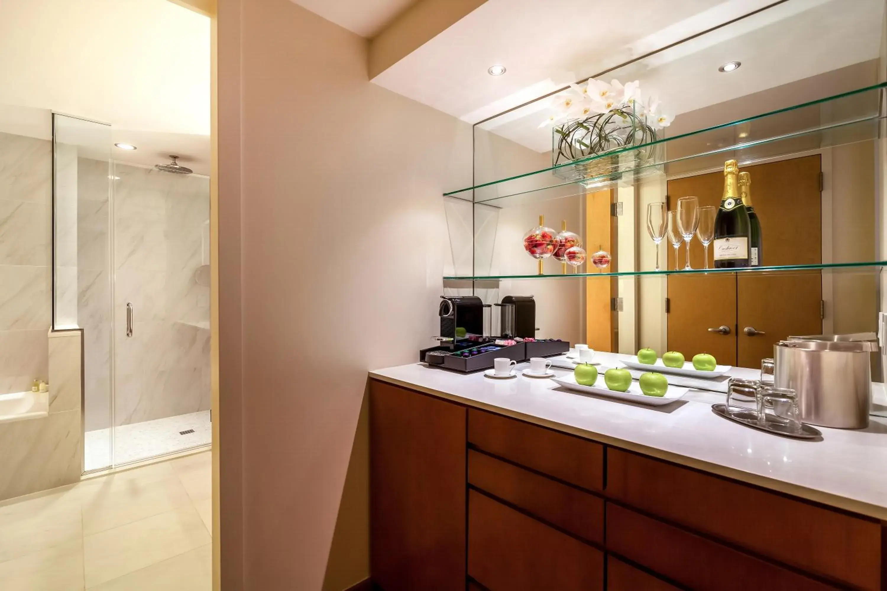 Junior Suite in Concorde Hotel New York Junior Suite in Concorde Hotel New York