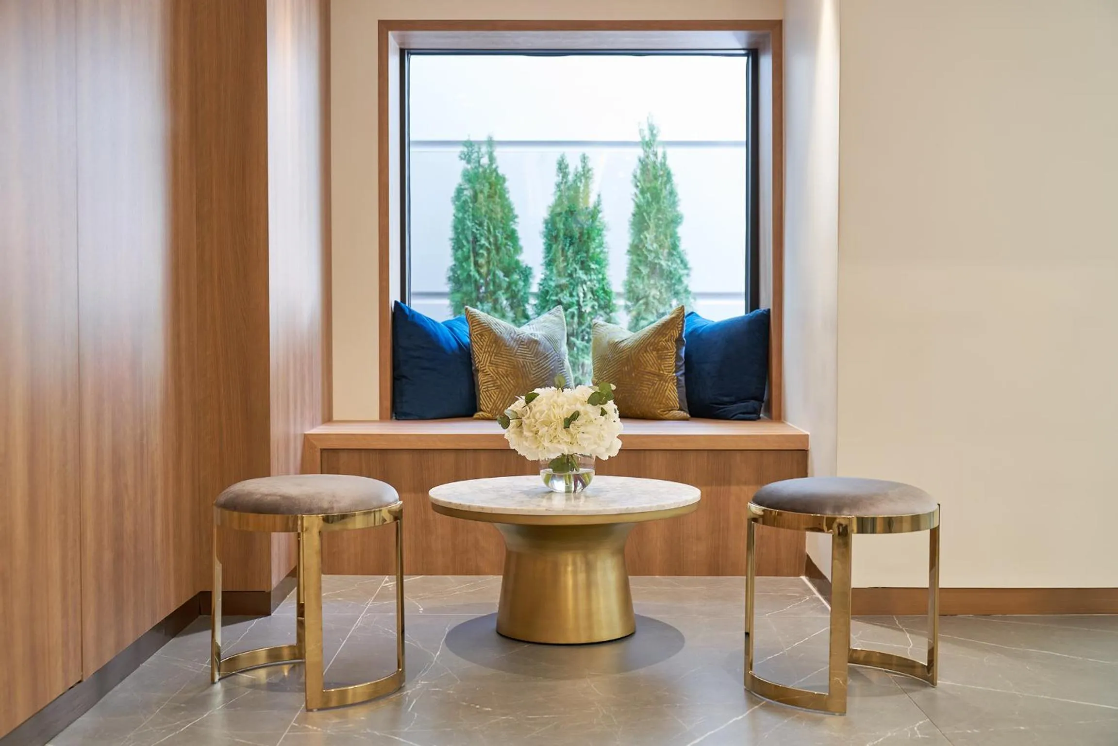 Seating area in Concorde Hotel New York