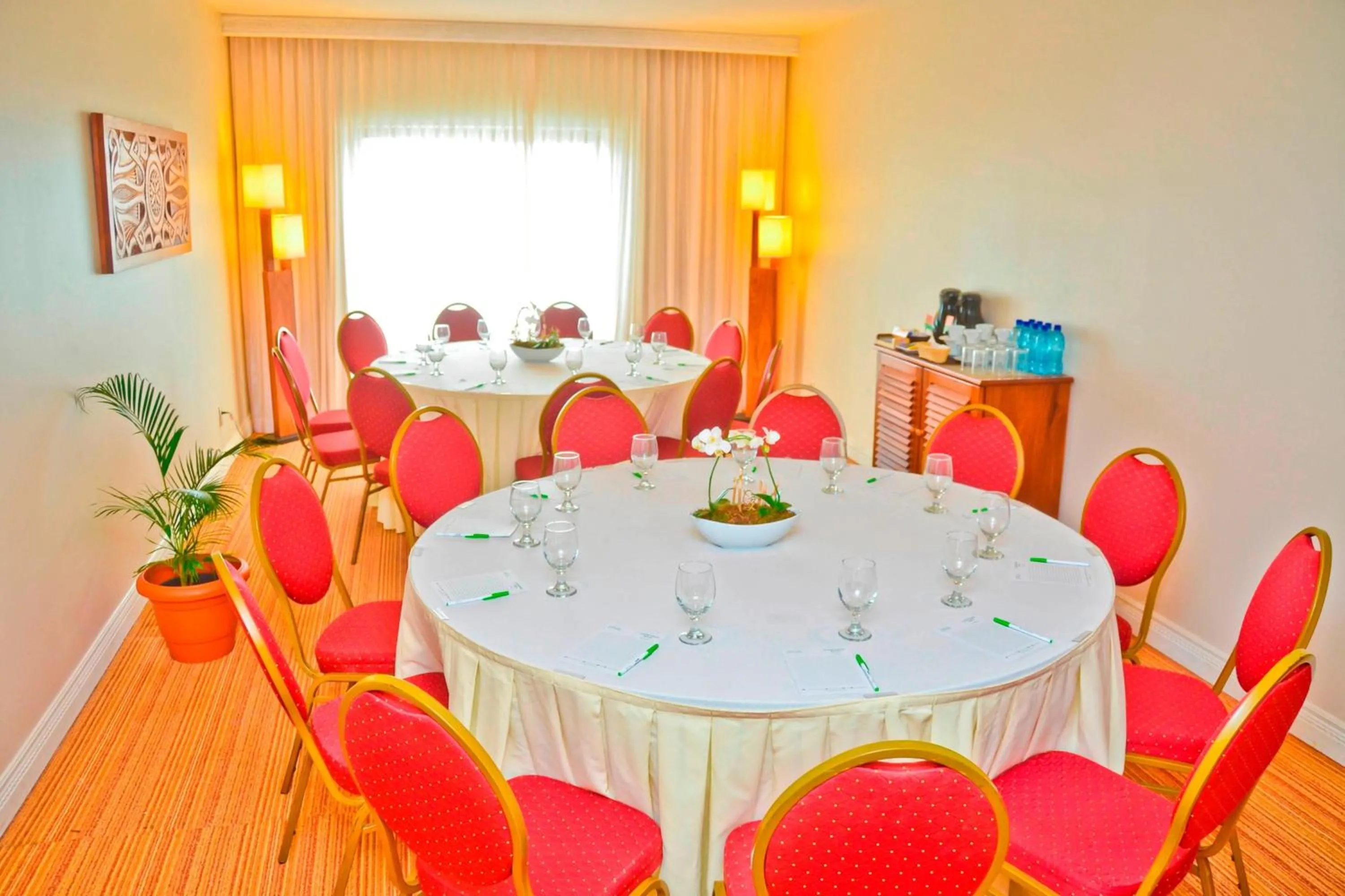 Meeting/conference room in Courtyard by Marriott Paramaribo