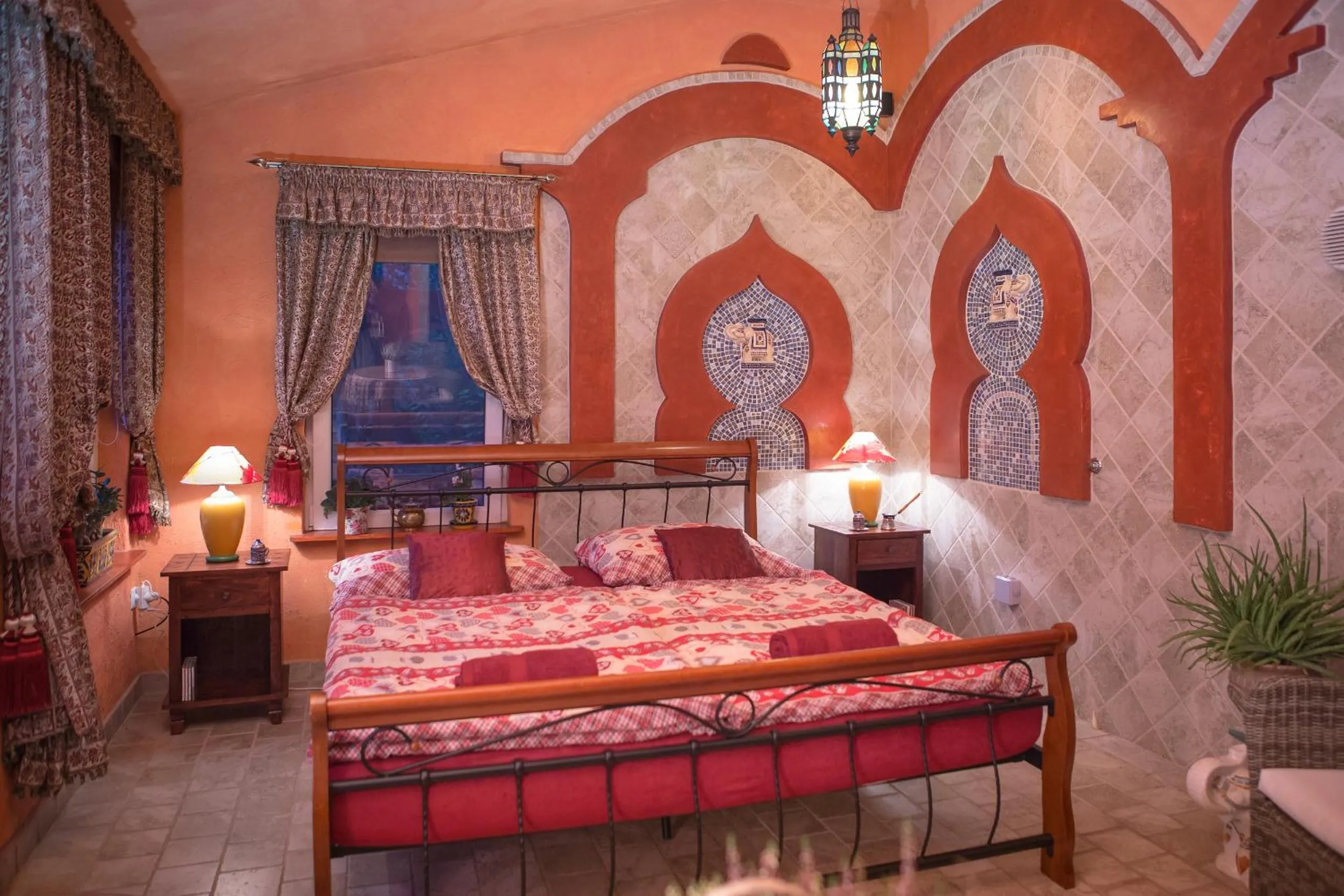 Bed in Green Park Villa