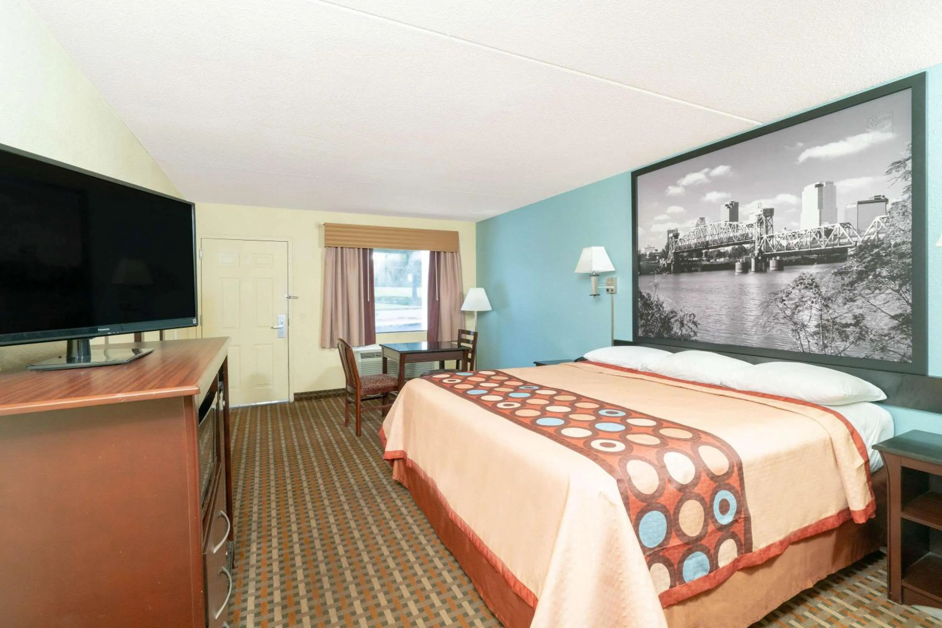 Photo of the whole room in Super 8 by Wyndham North Little Rock/McCain