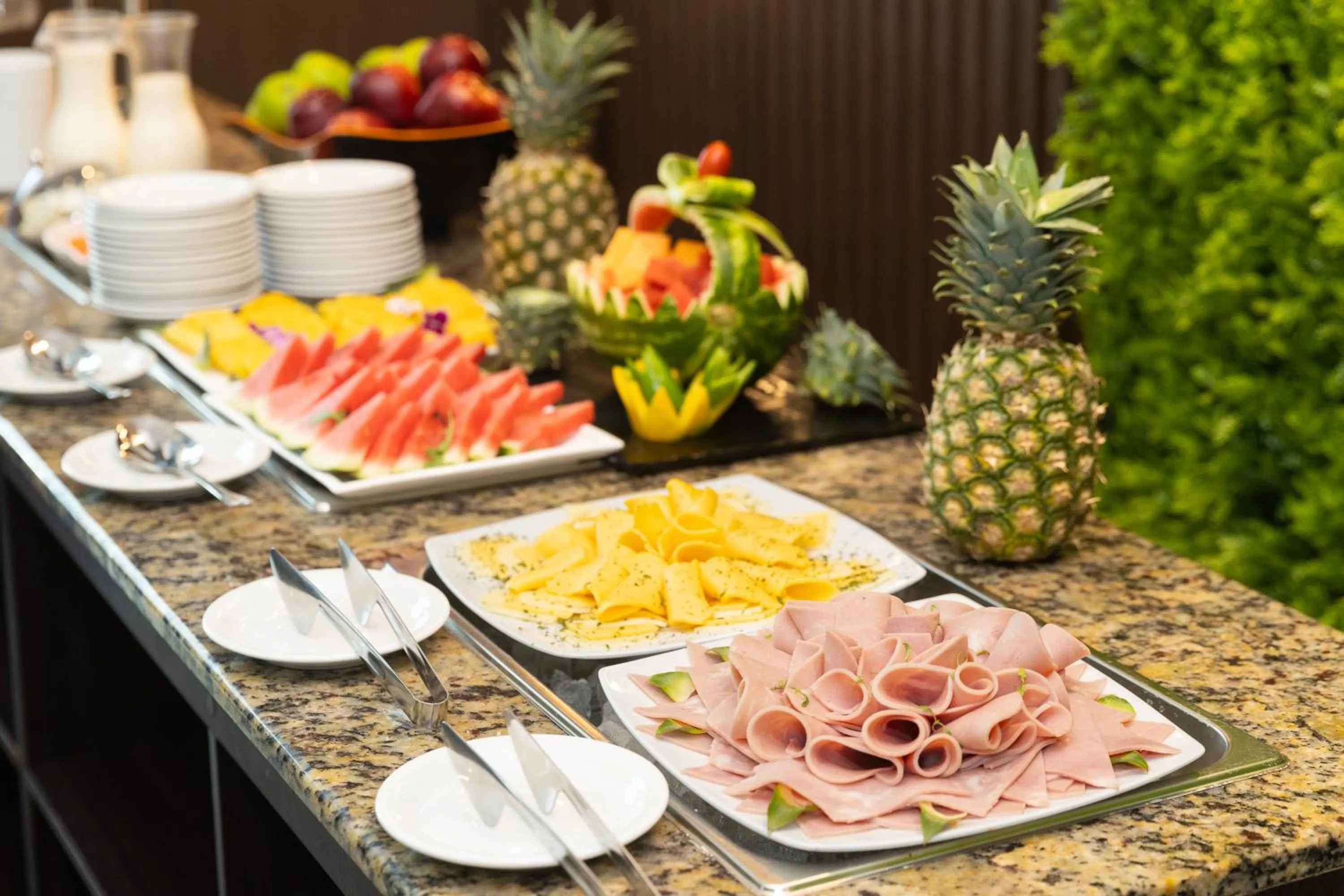 Restaurant/places to eat in Victoria Hotel and Suites Panama