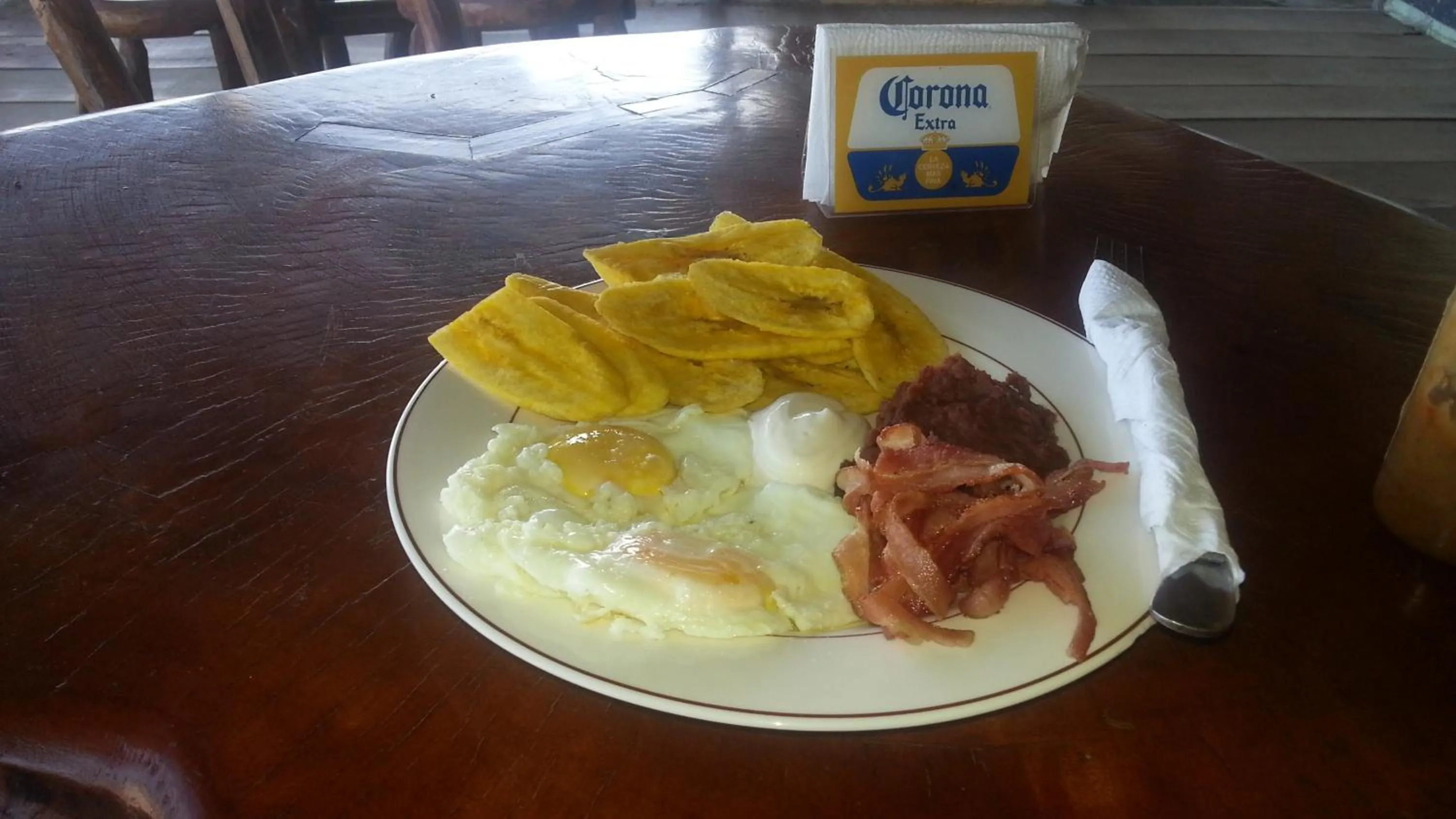 Breakfast in La Delphina Bed and Breakfast Bar and Grill