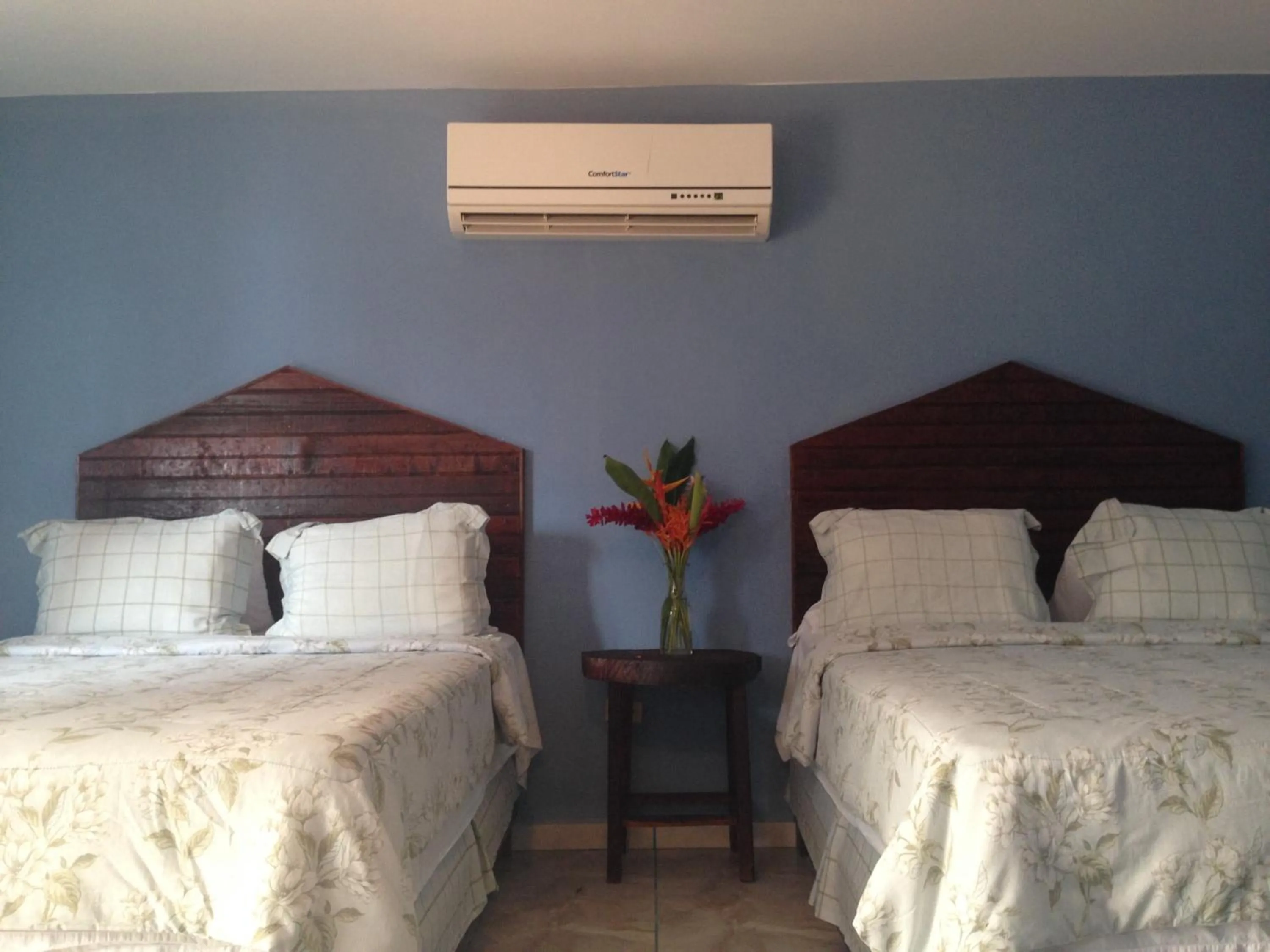 Bedroom in La Delphina Bed and Breakfast Bar and Grill