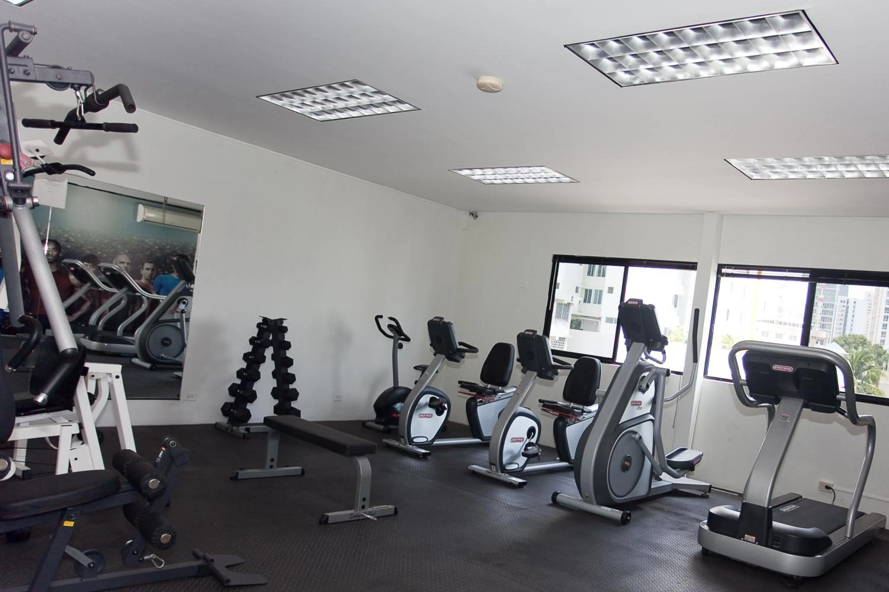 Fitness centre/facilities in Hotel Coral Suites