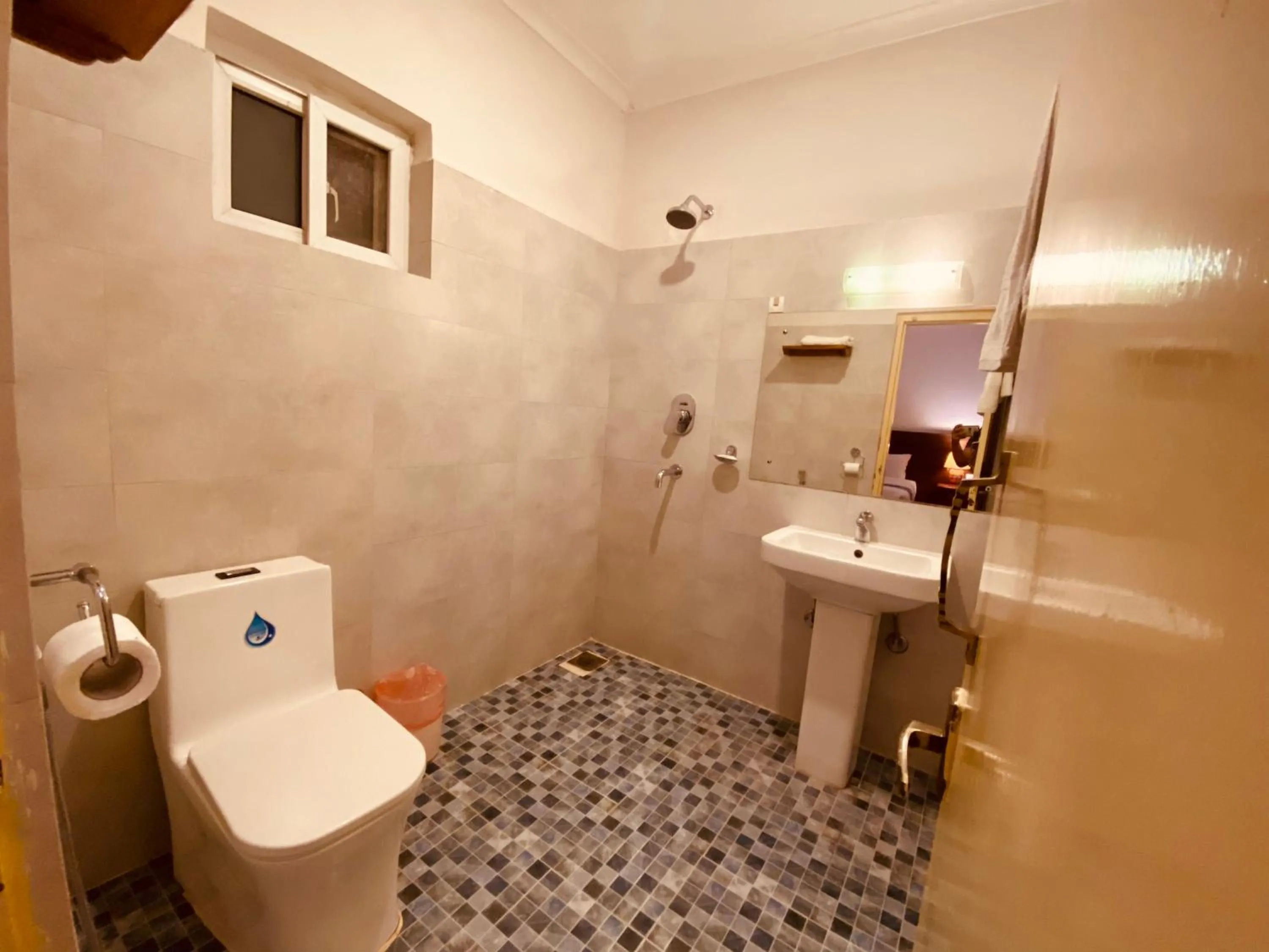 Three Jewels Boutique Hotel