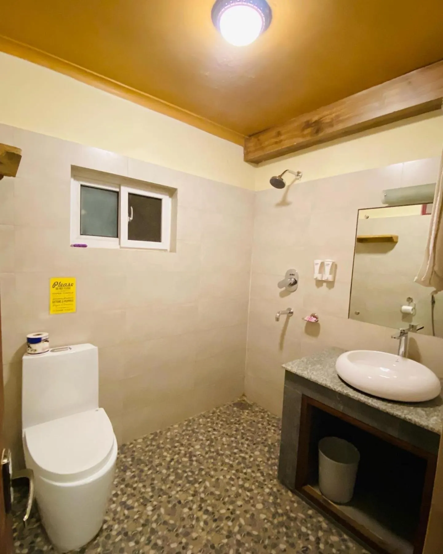 Three Jewels Boutique Hotel