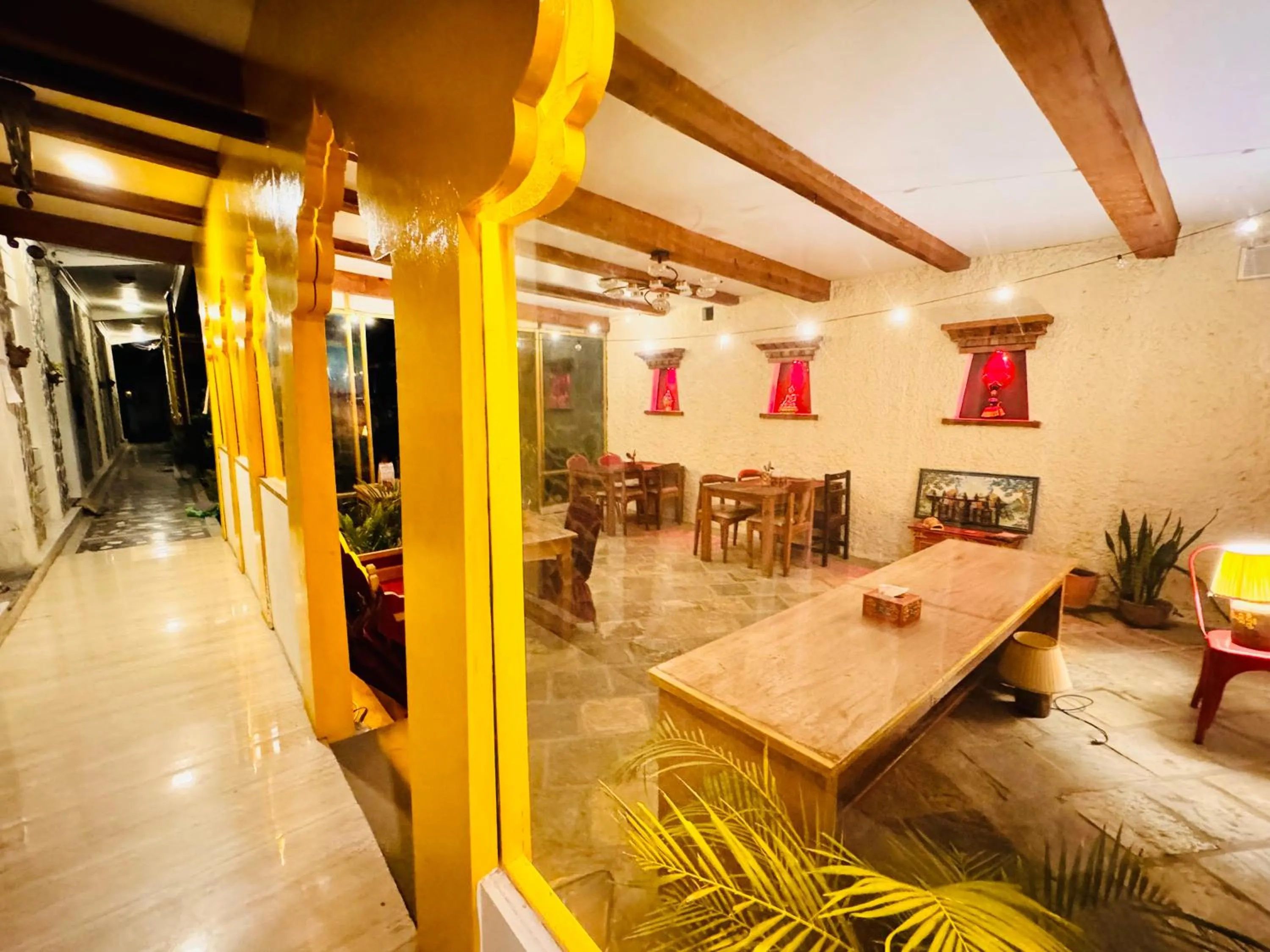 Three Jewels Boutique Hotel