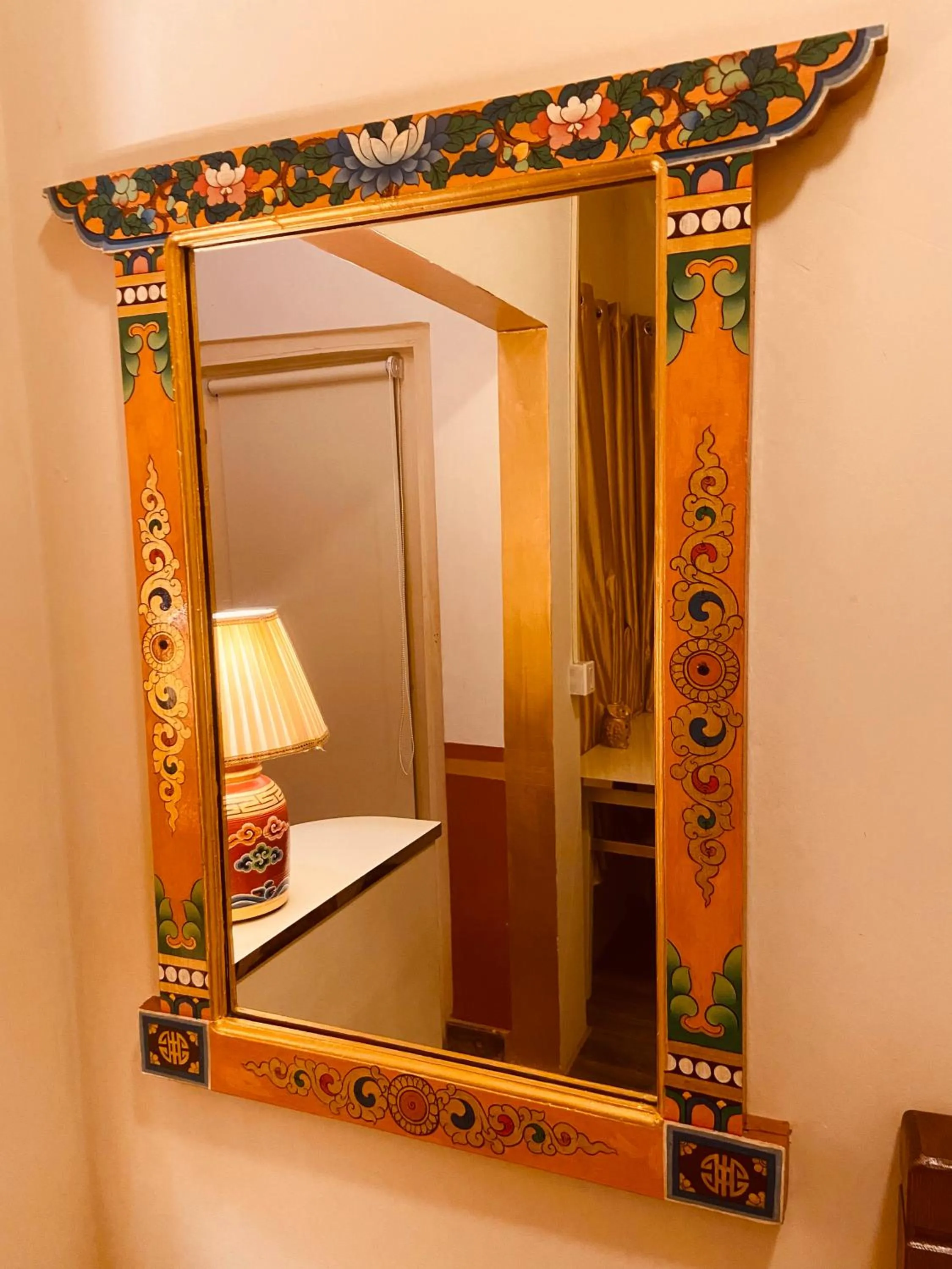 Three Jewels Boutique Hotel