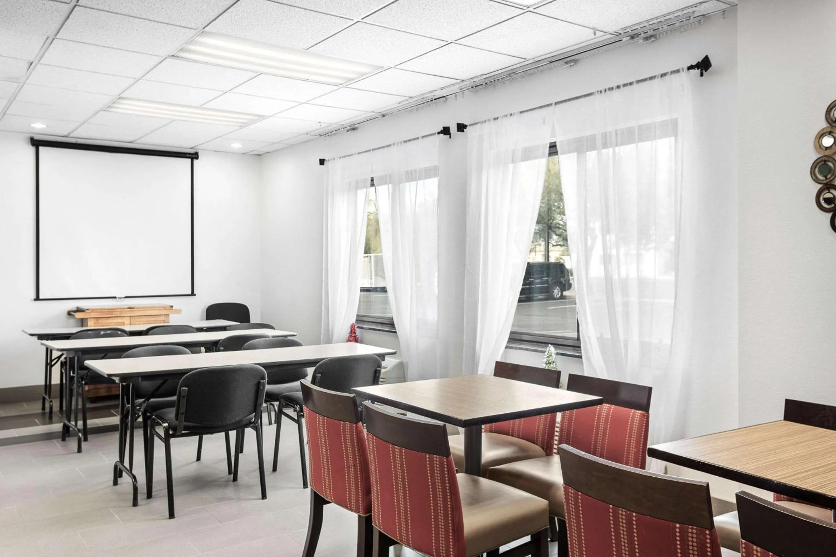 Meeting/conference room in Comfort Inn Chandler - Phoenix South I-10