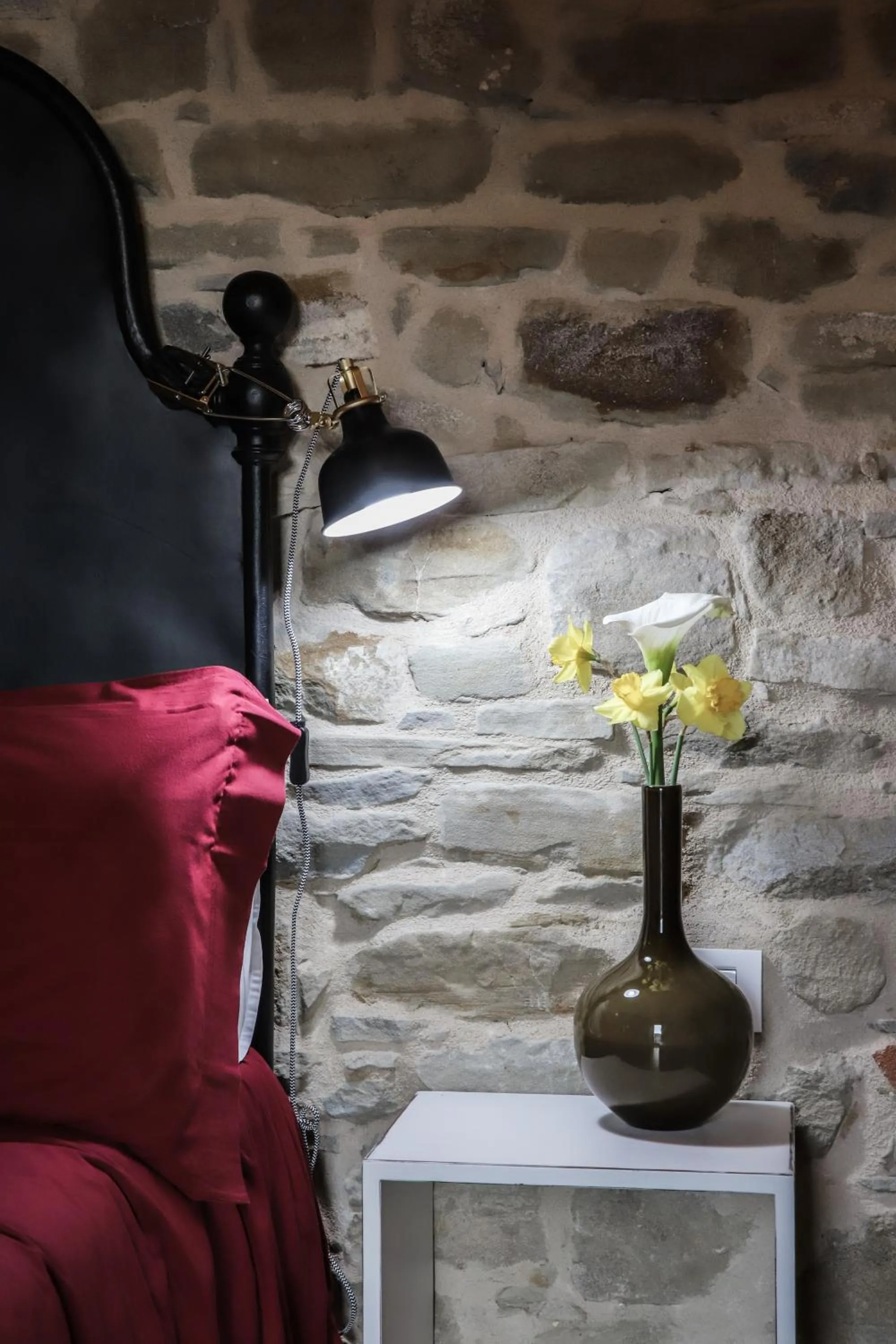 Bed in Albergo del Bramante