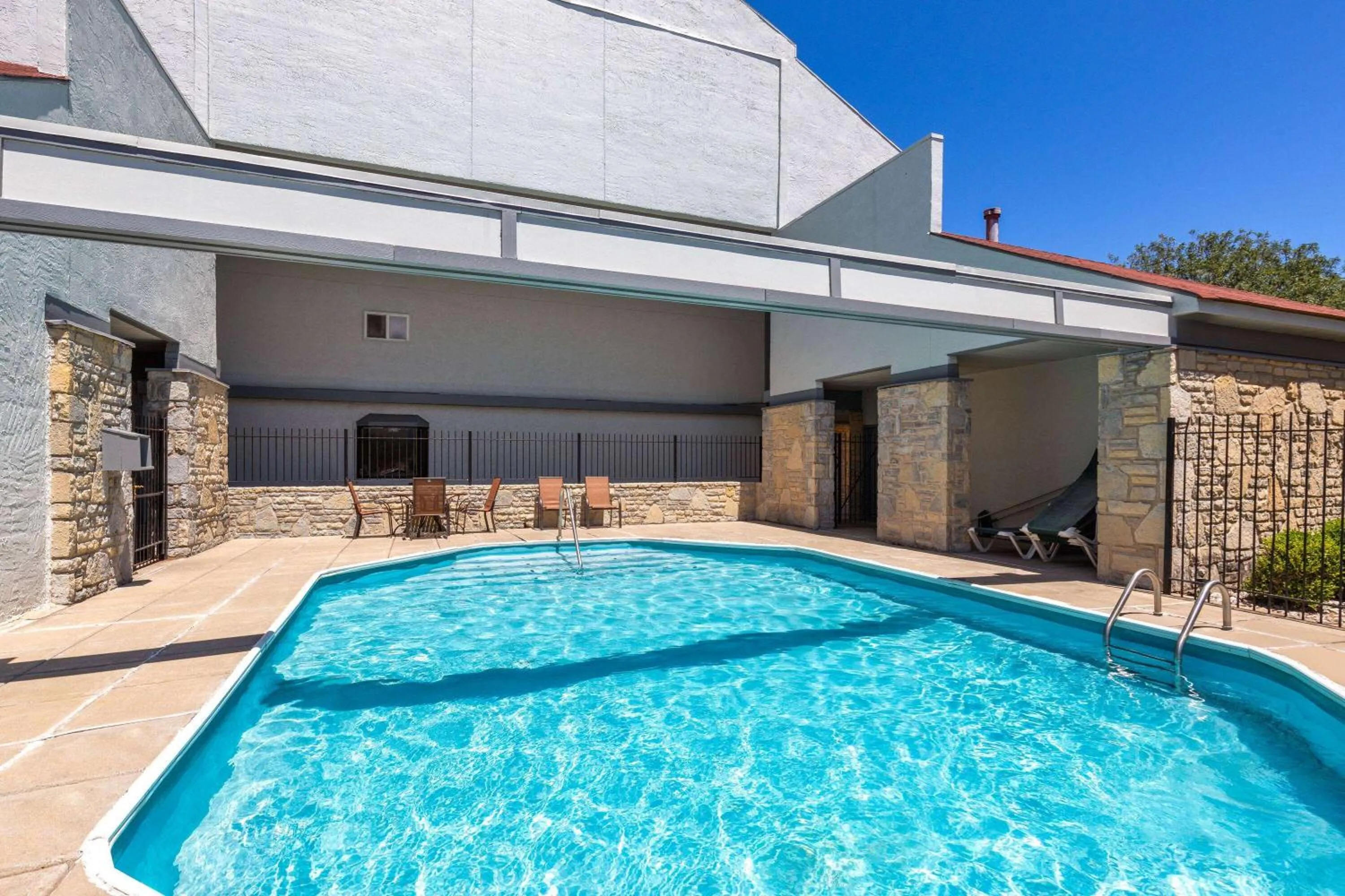 Swimming pool in Super 8 by Wyndham Fort Mitchell Cincinnati Area