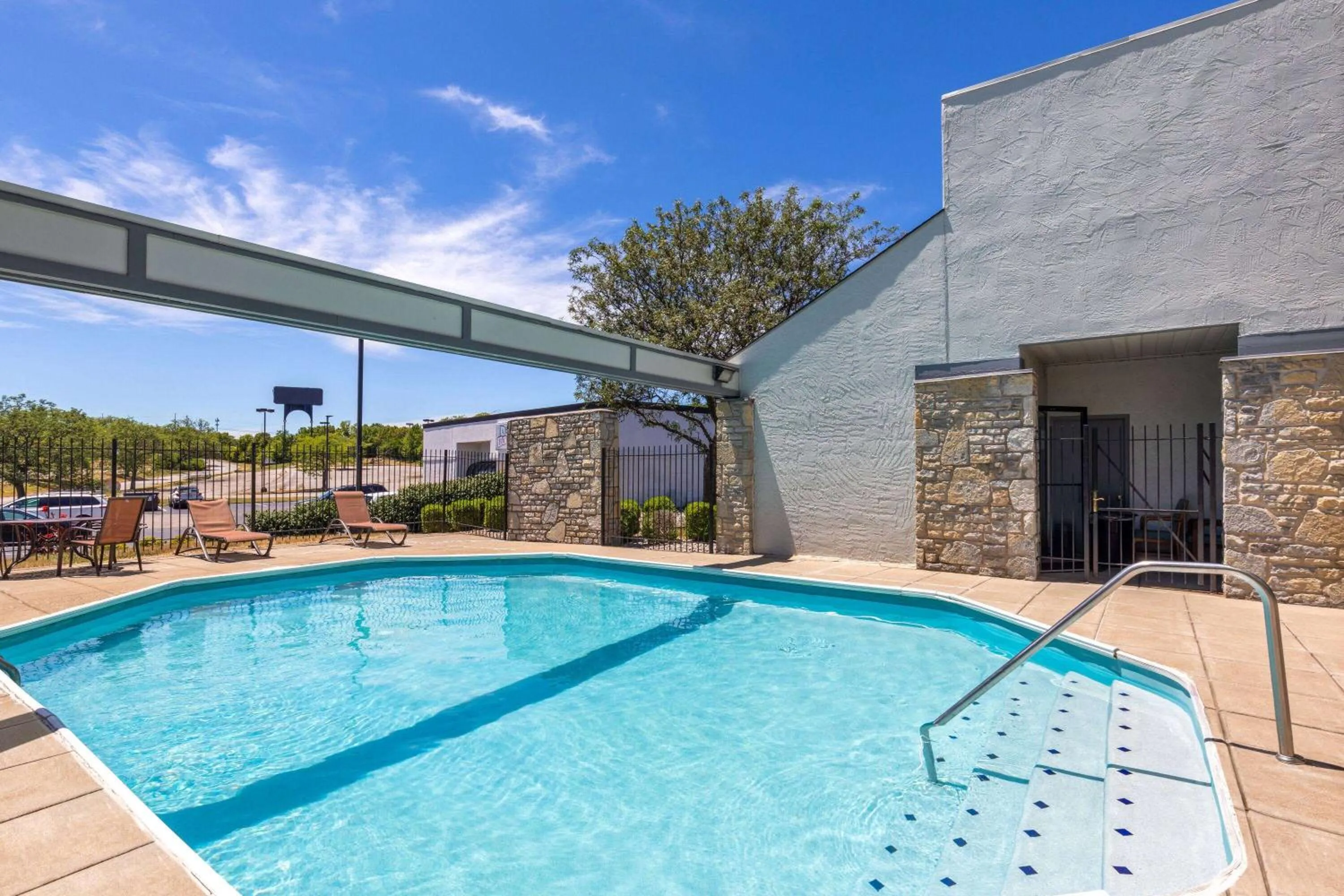 Swimming pool in Super 8 by Wyndham Fort Mitchell Cincinnati Area