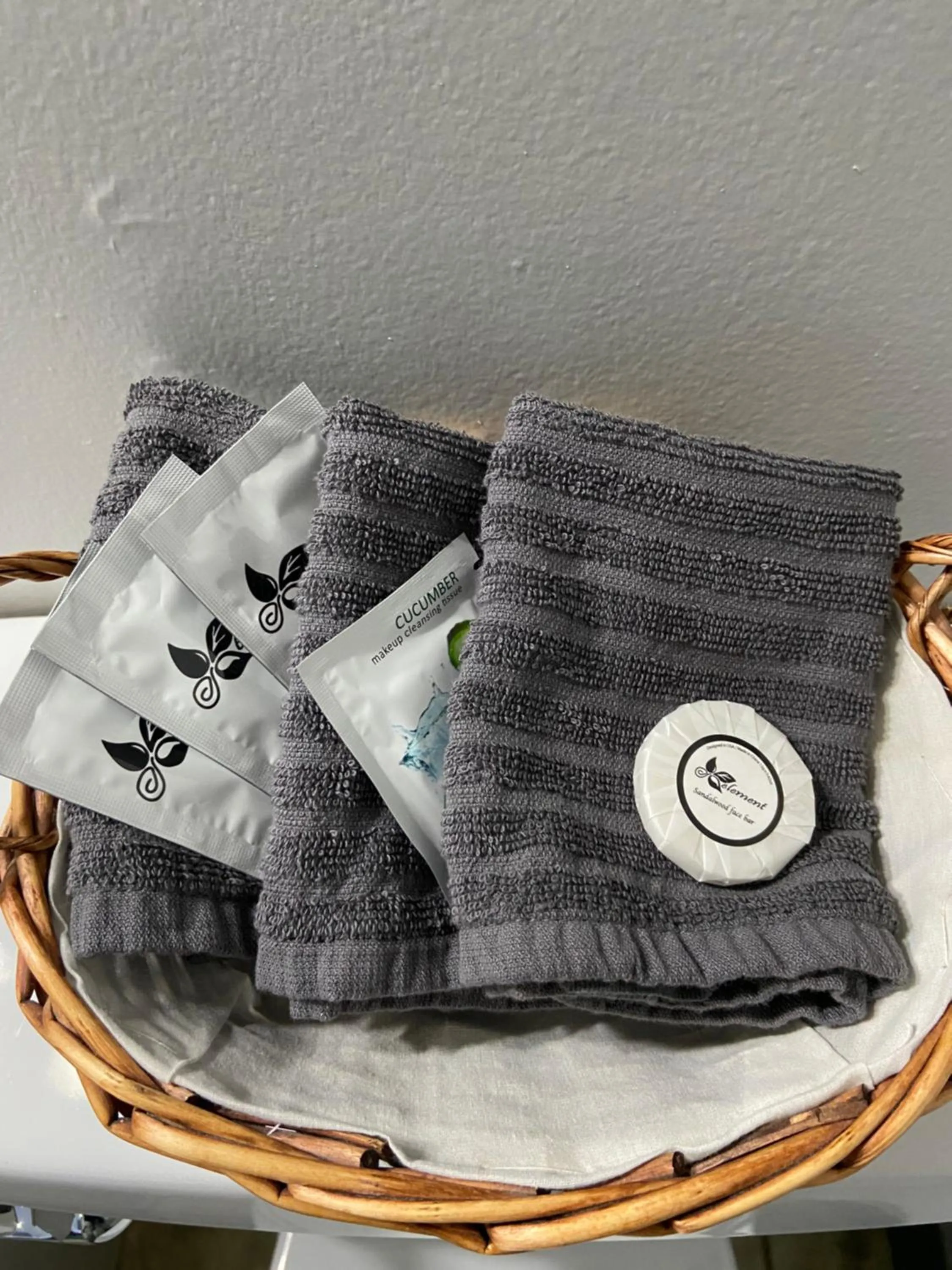 Bathroom in Monashee Lodge
