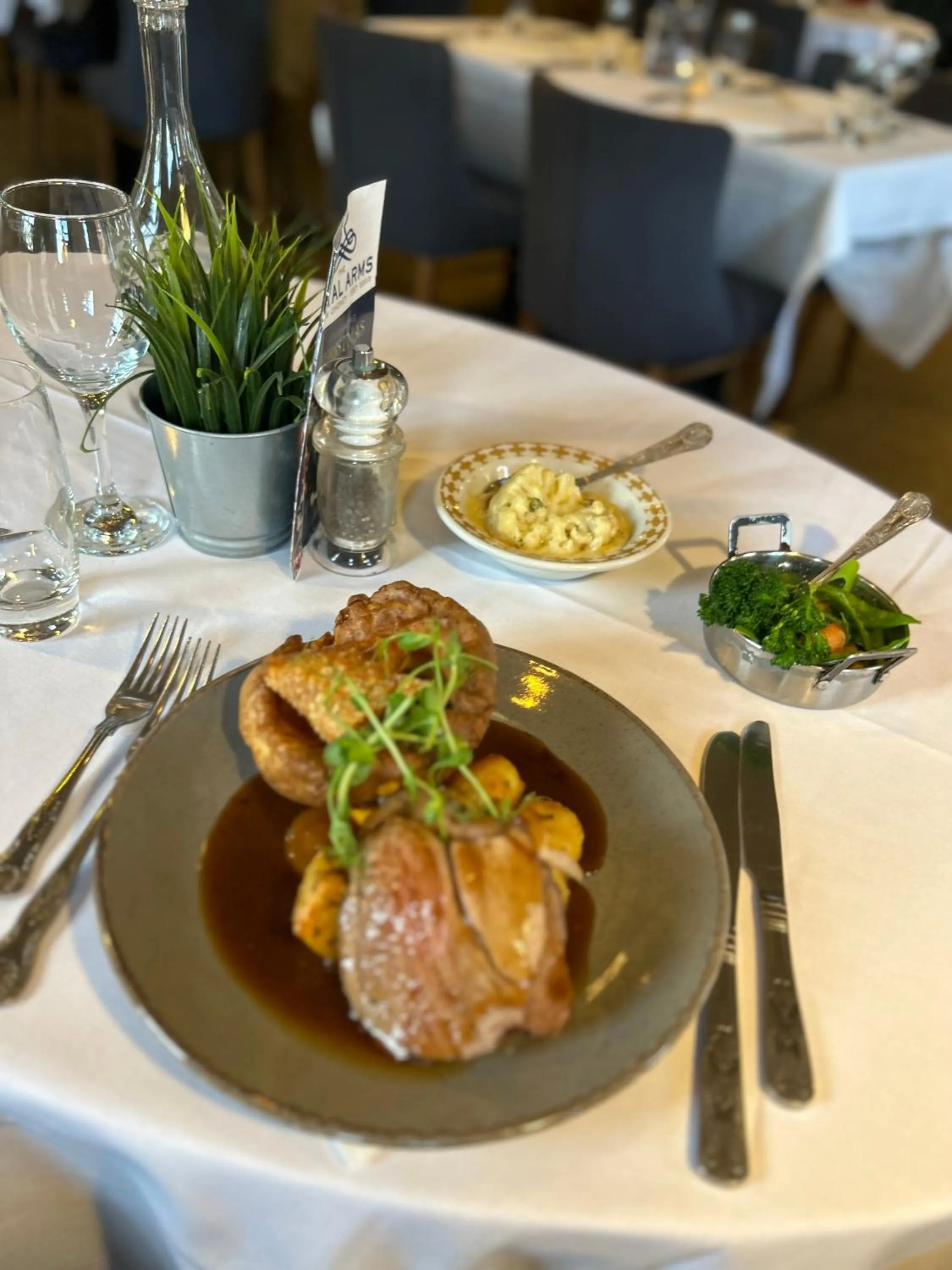 Food and drinks in The Royal Arms Hotel Room Only