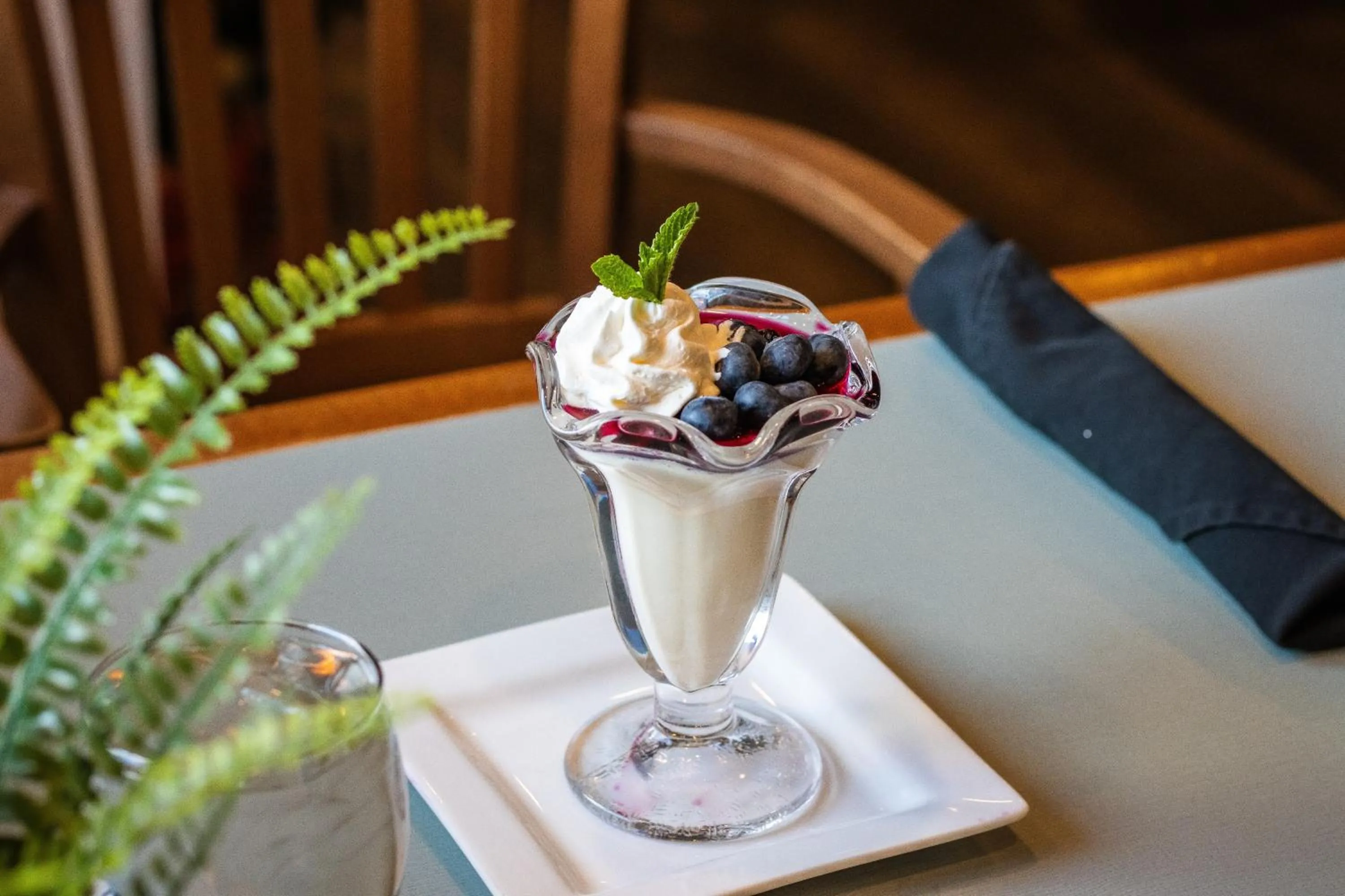 Restaurant/places to eat in Rodd Grand Yarmouth