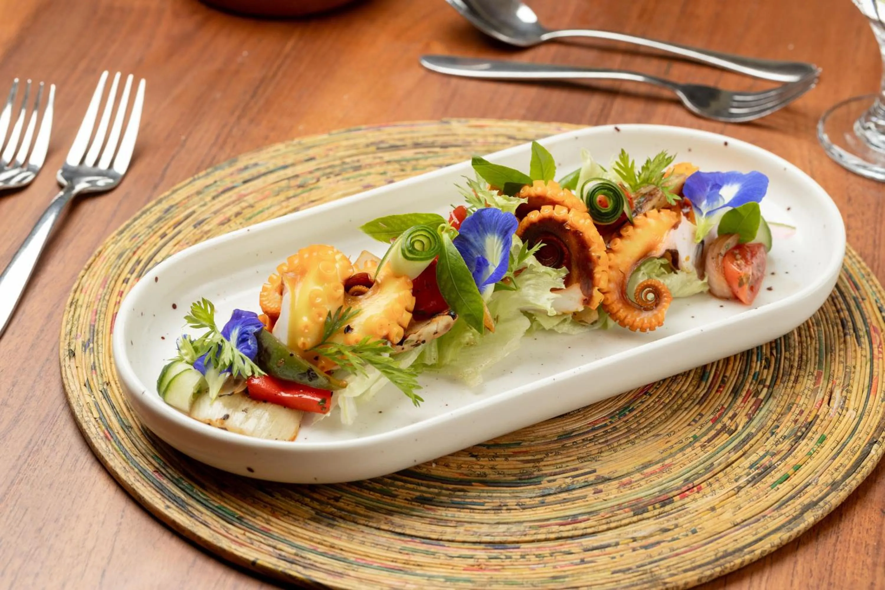 Food in Jetwing Lagoon Wellness, A Luxury Reserve - Adults Only