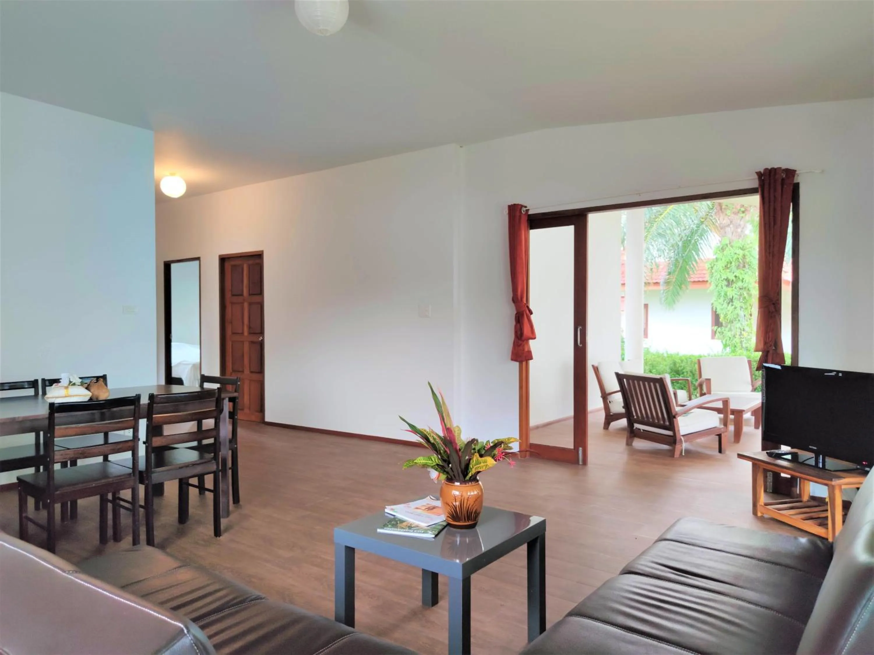 TV and multimedia in Armonia Village Resort and Spa