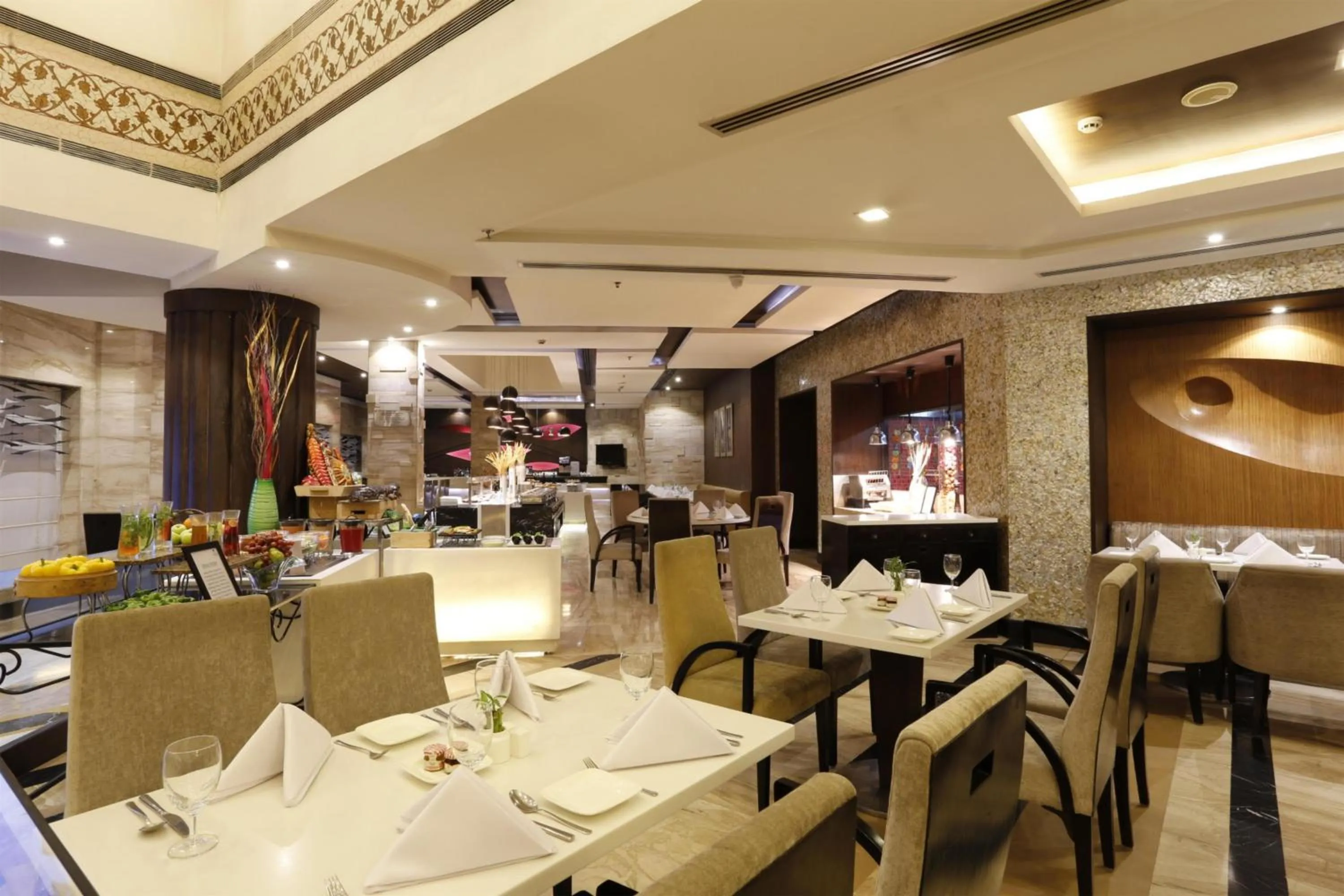Restaurant/places to eat in Park Plaza, Ludhiana