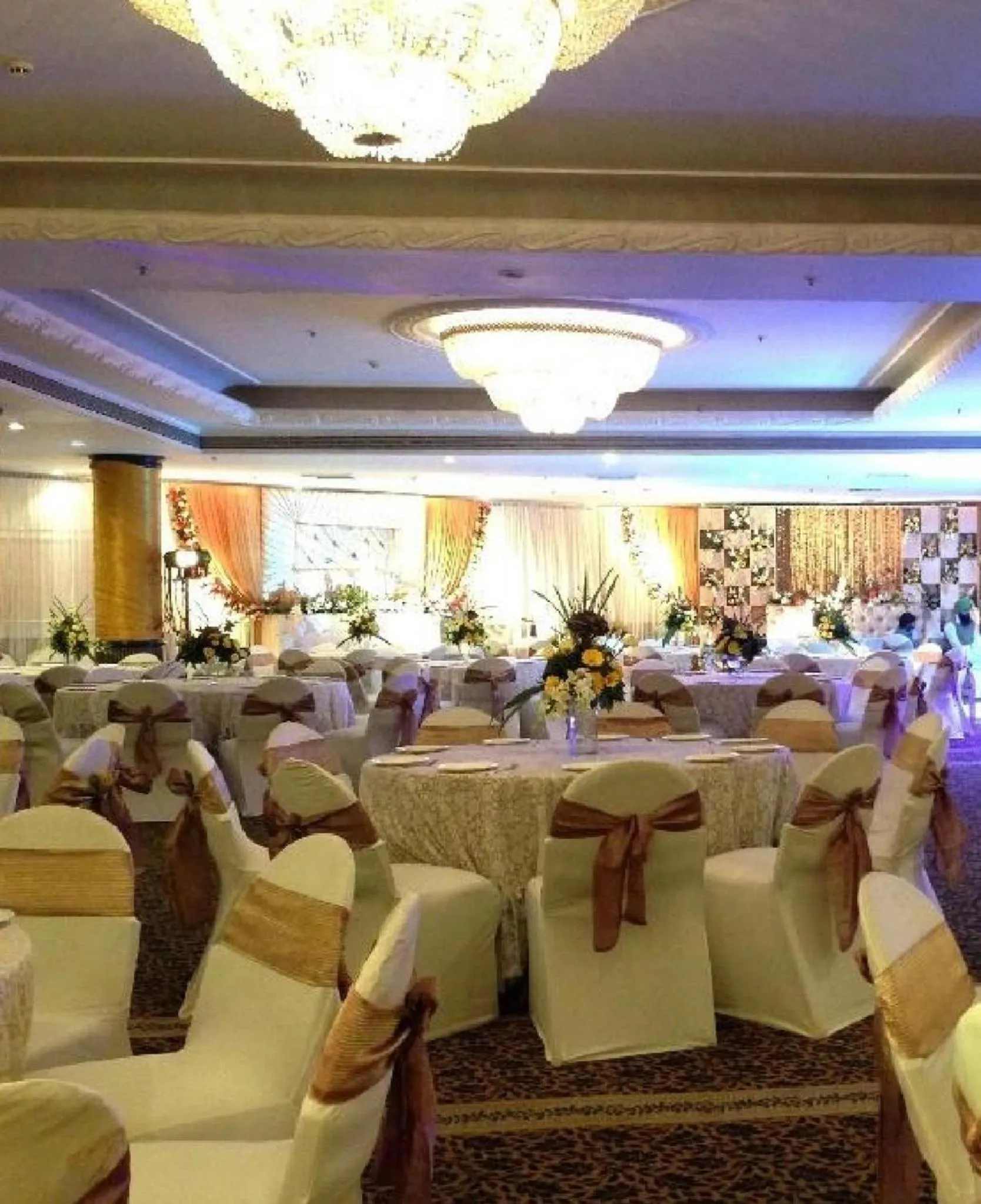 Banquet/Function facilities in Park Plaza, Ludhiana