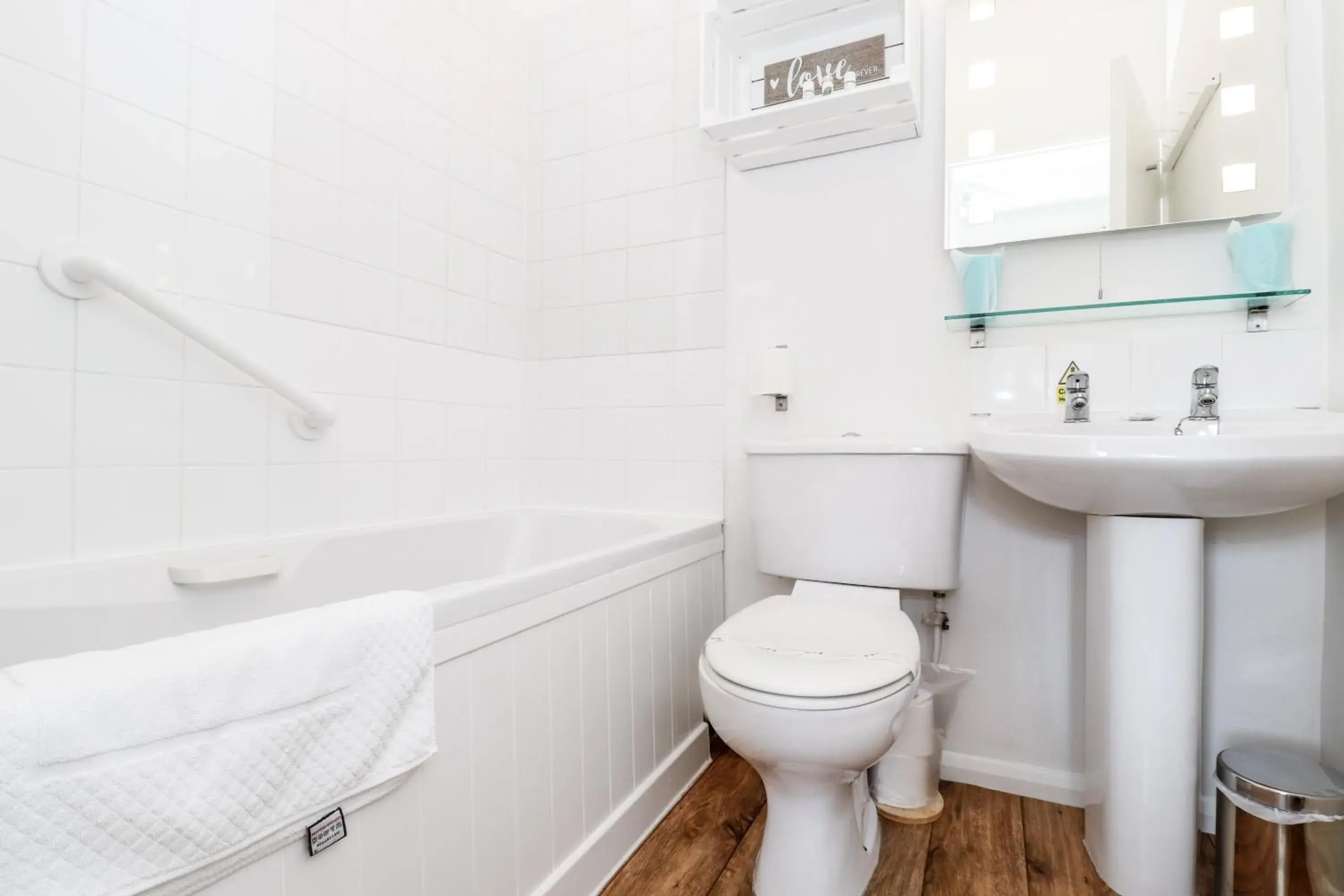 Double or Twin Room with Side Sea View in The New England Double or Twin Room with Side Sea View in The New England