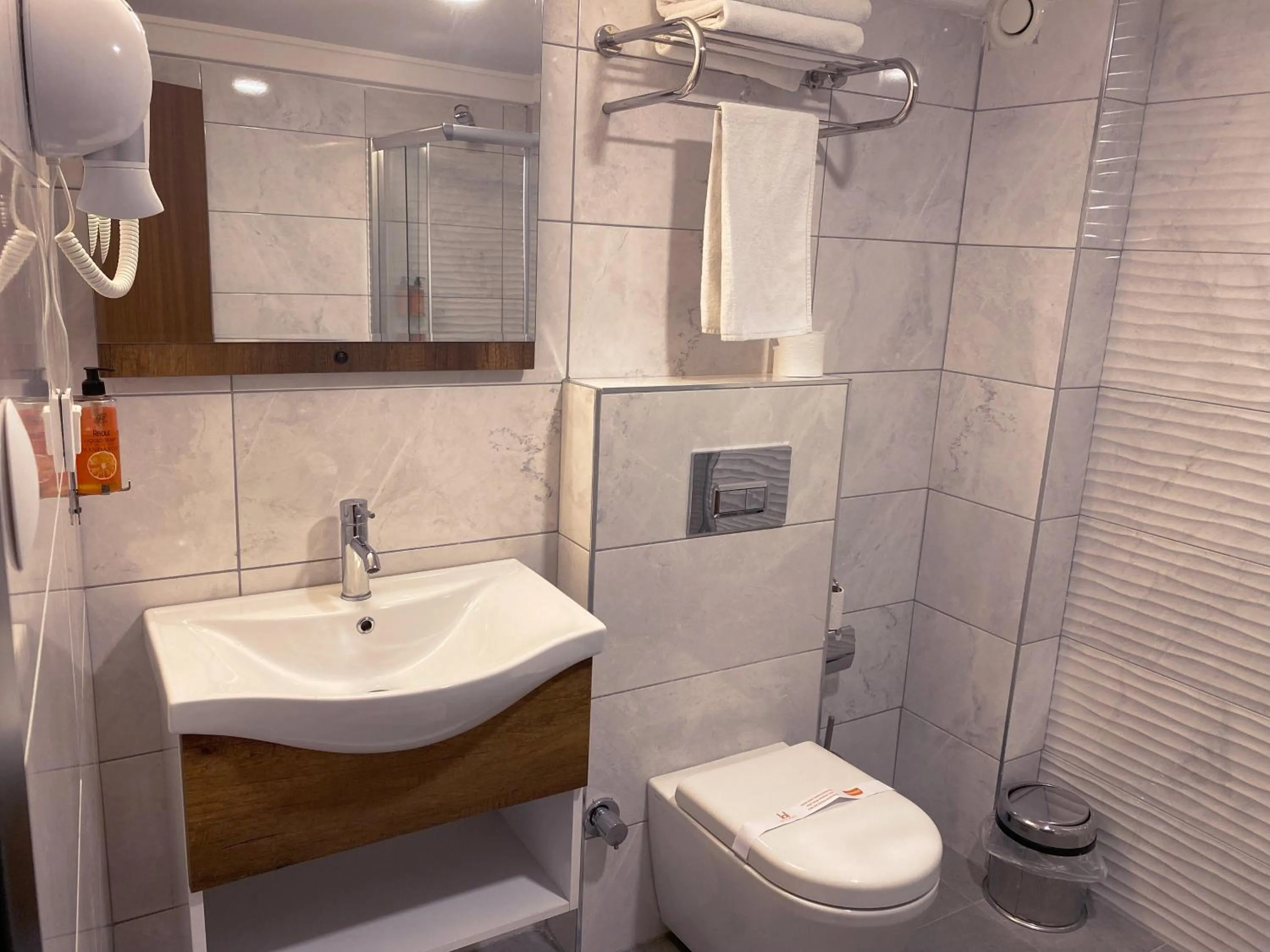 Shower in Balta Hotel