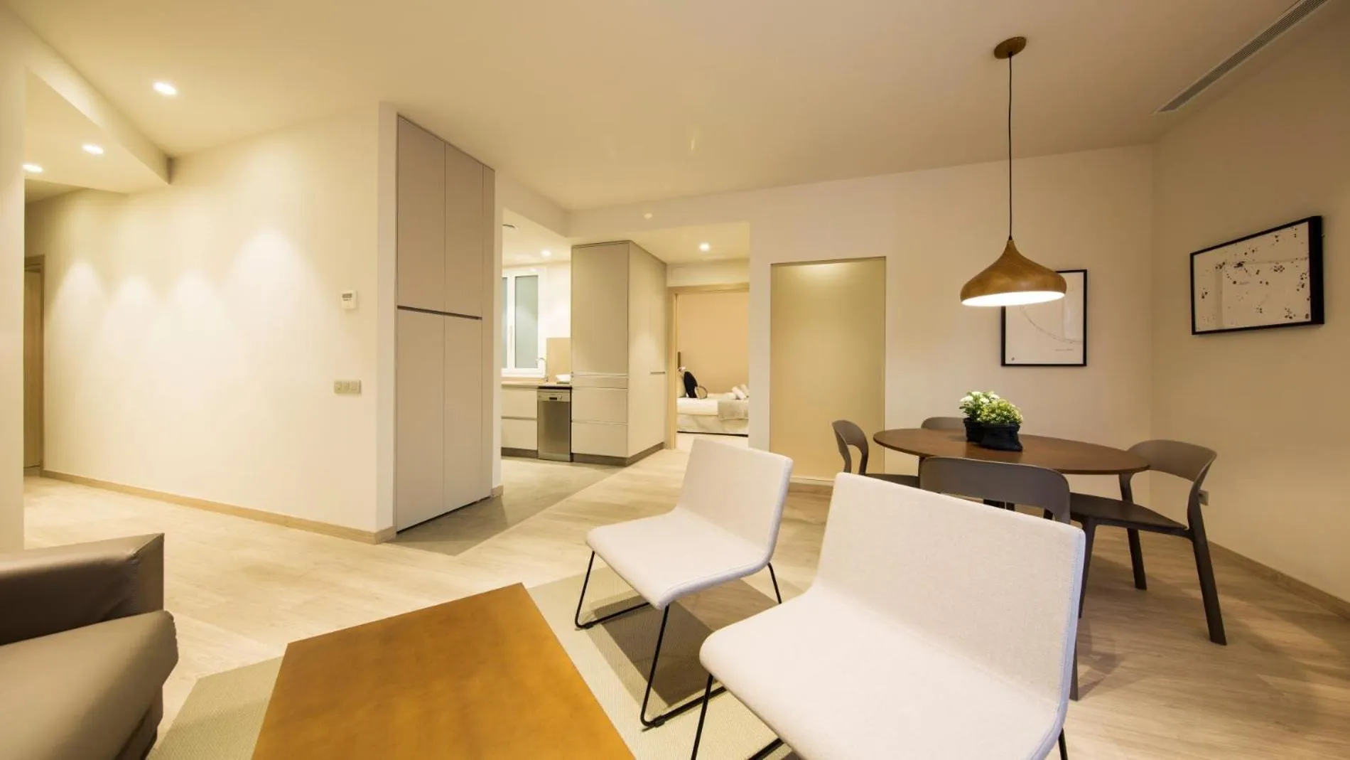 Fisa Rentals Ramblas Apartments