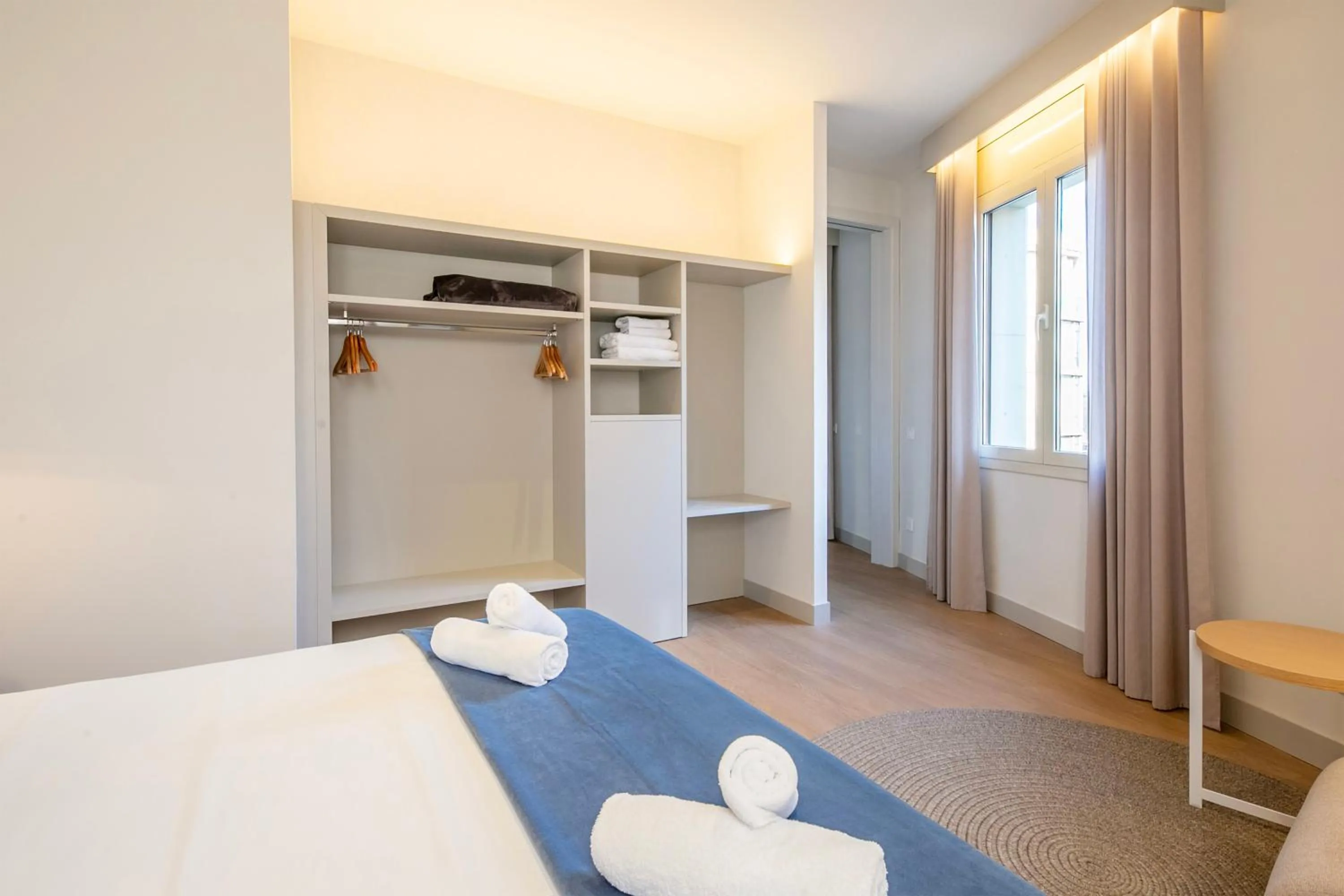 Bed in Fisa Rentals Ramblas Apartments