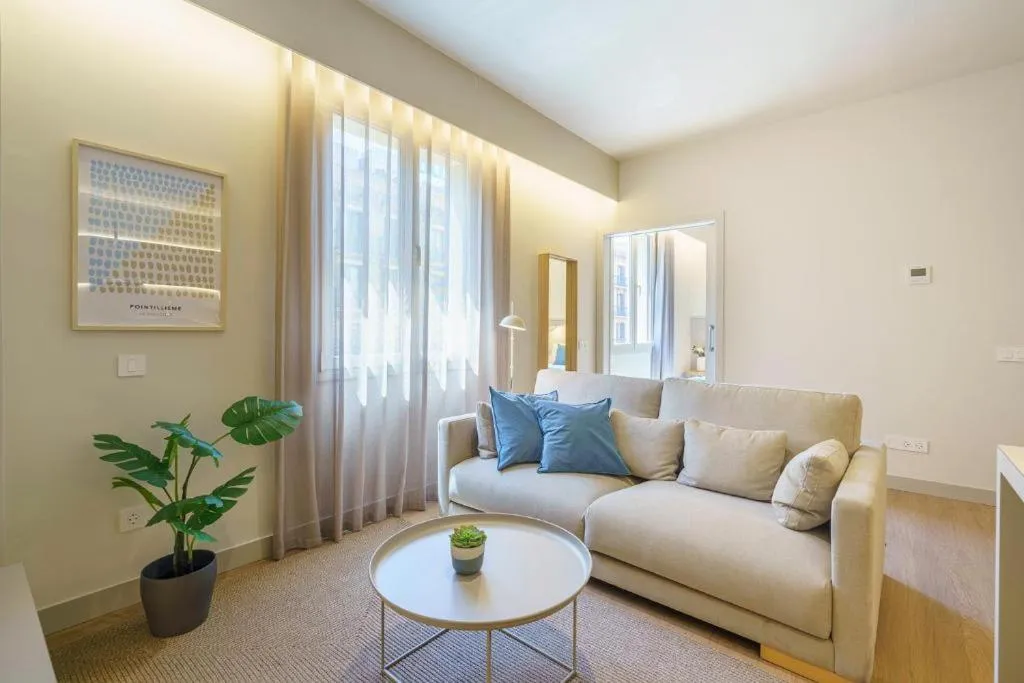Living room in Fisa Rentals Ramblas Apartments