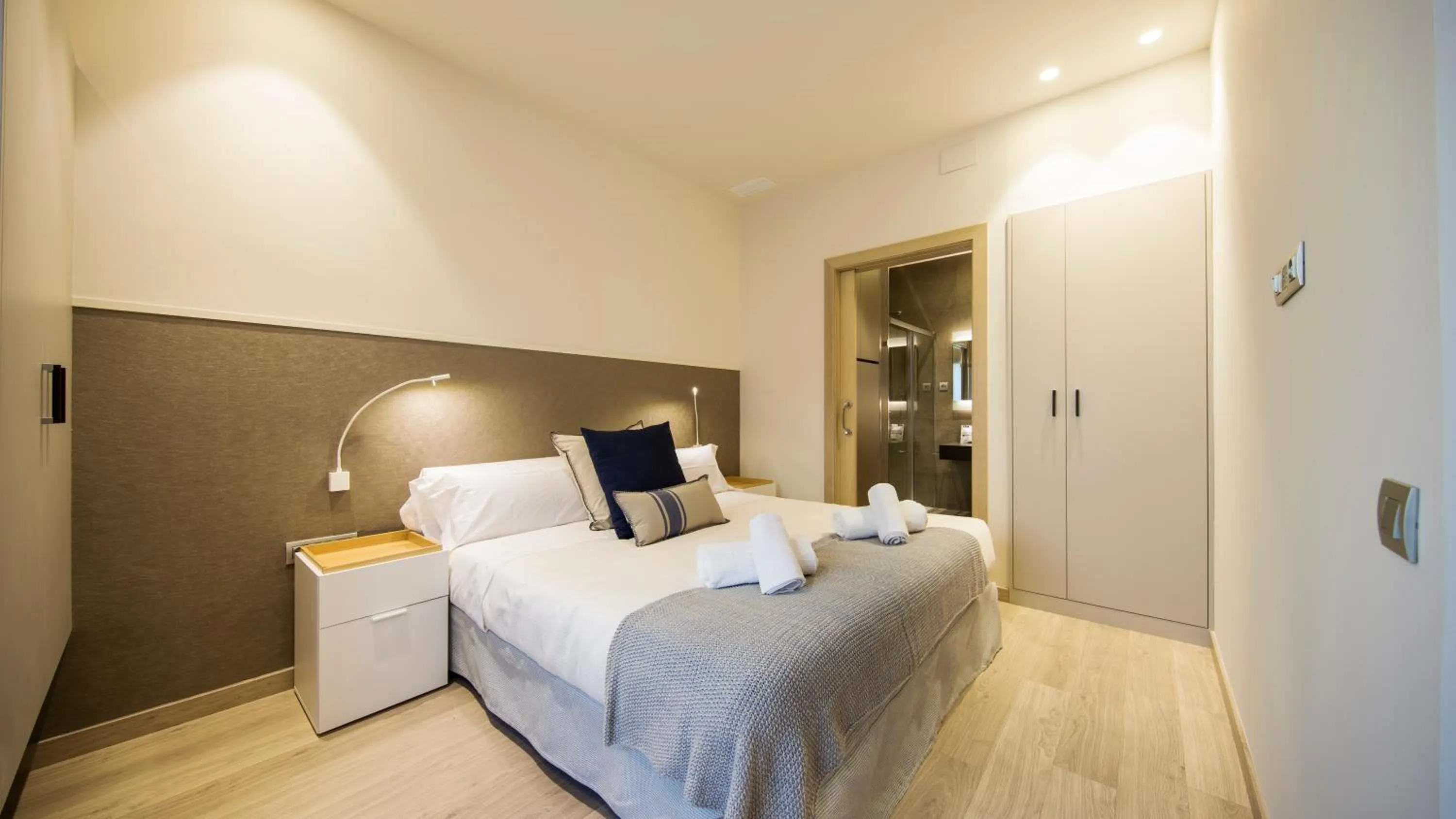 Photo of the whole room, Bed in Fisa Rentals Ramblas Apartments