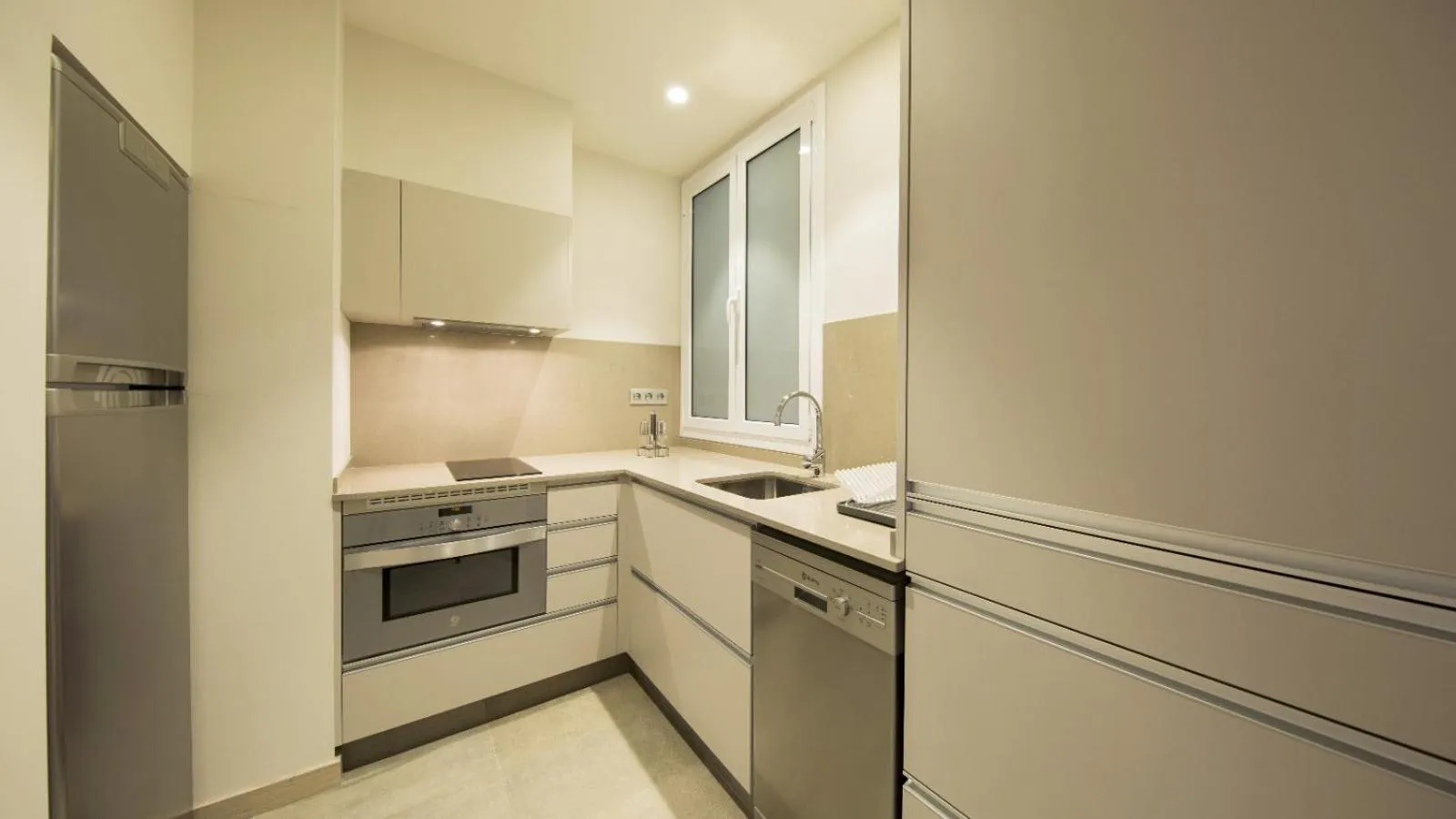 Fisa Rentals Ramblas Apartments