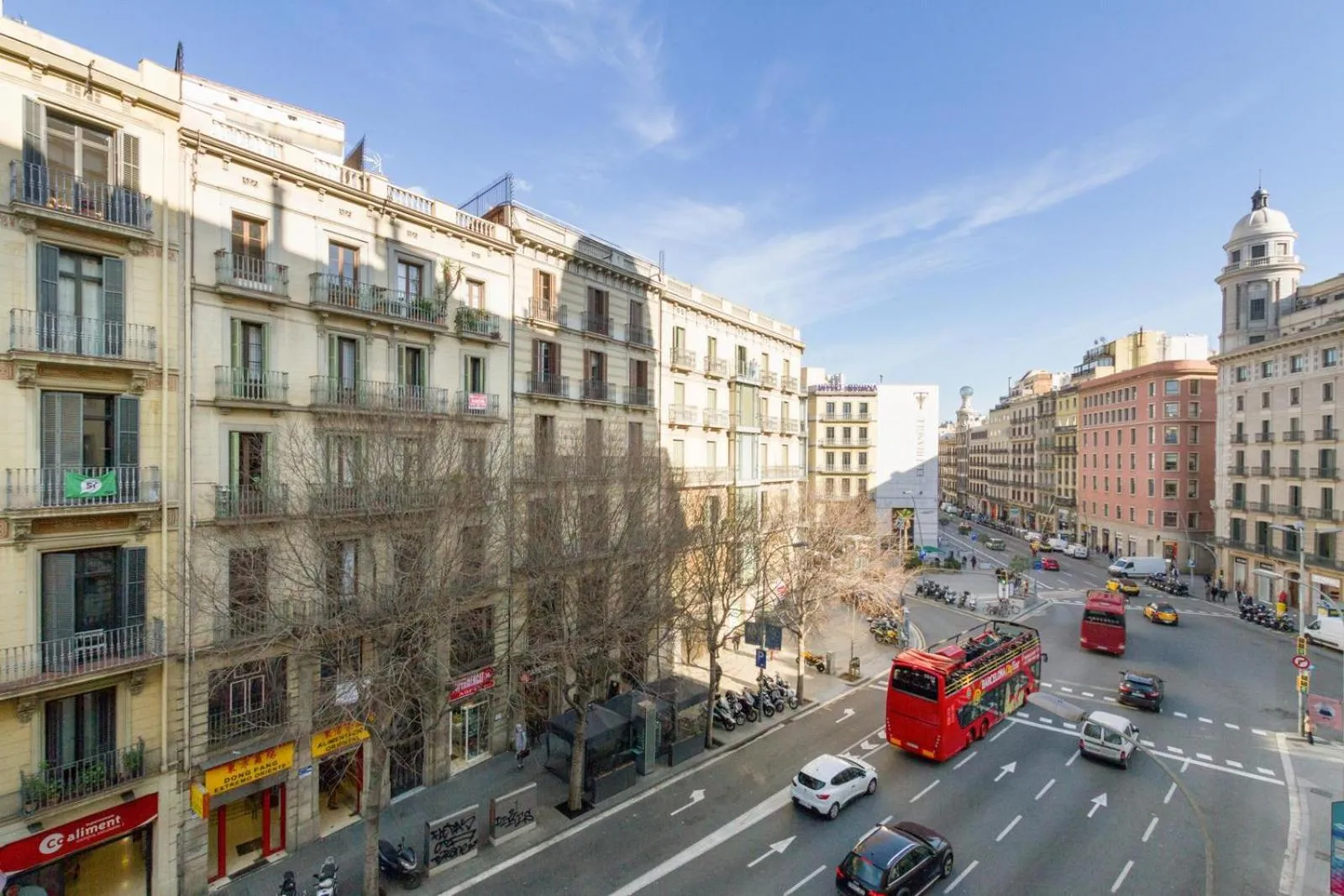 City view in Fisa Rentals Ramblas Apartments
