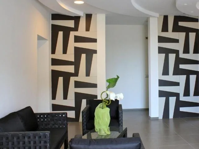 Lobby or reception in Hotel & Residence Cavalluccio Marino