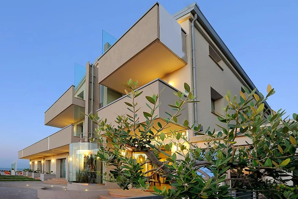 Street view in Hotel & Residence Cavalluccio Marino