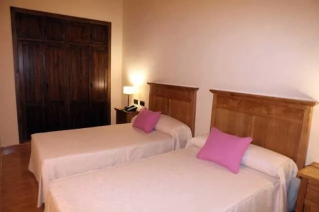 Photo of the whole room, Bed in Hotel Rural Romero Torres