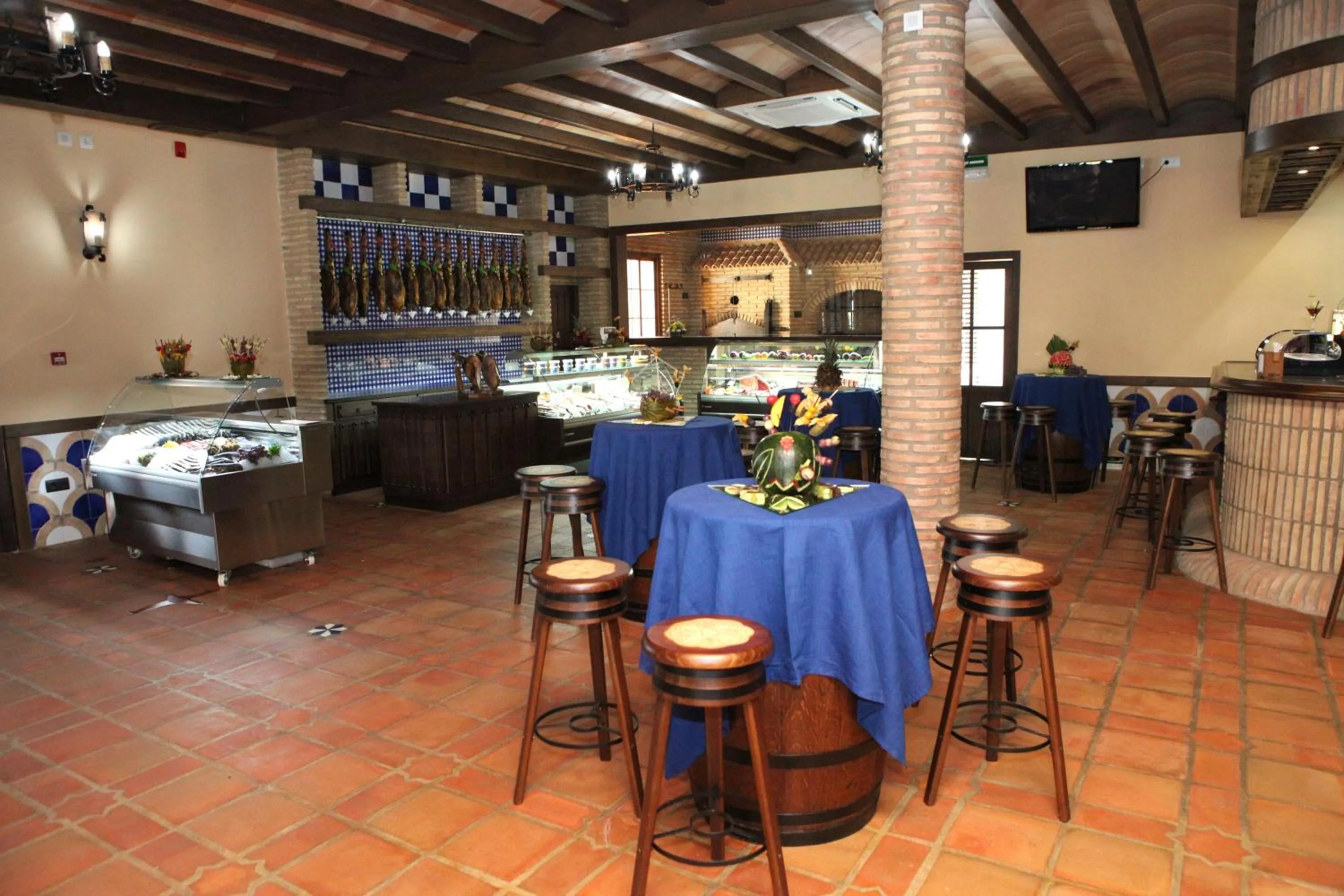 Restaurant/places to eat in Hotel Rural Romero Torres