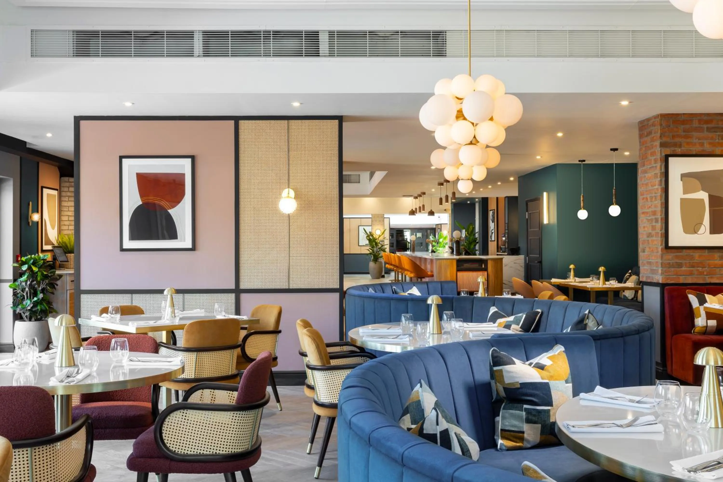 Restaurant/places to eat in voco Fareham - Solent by IHG