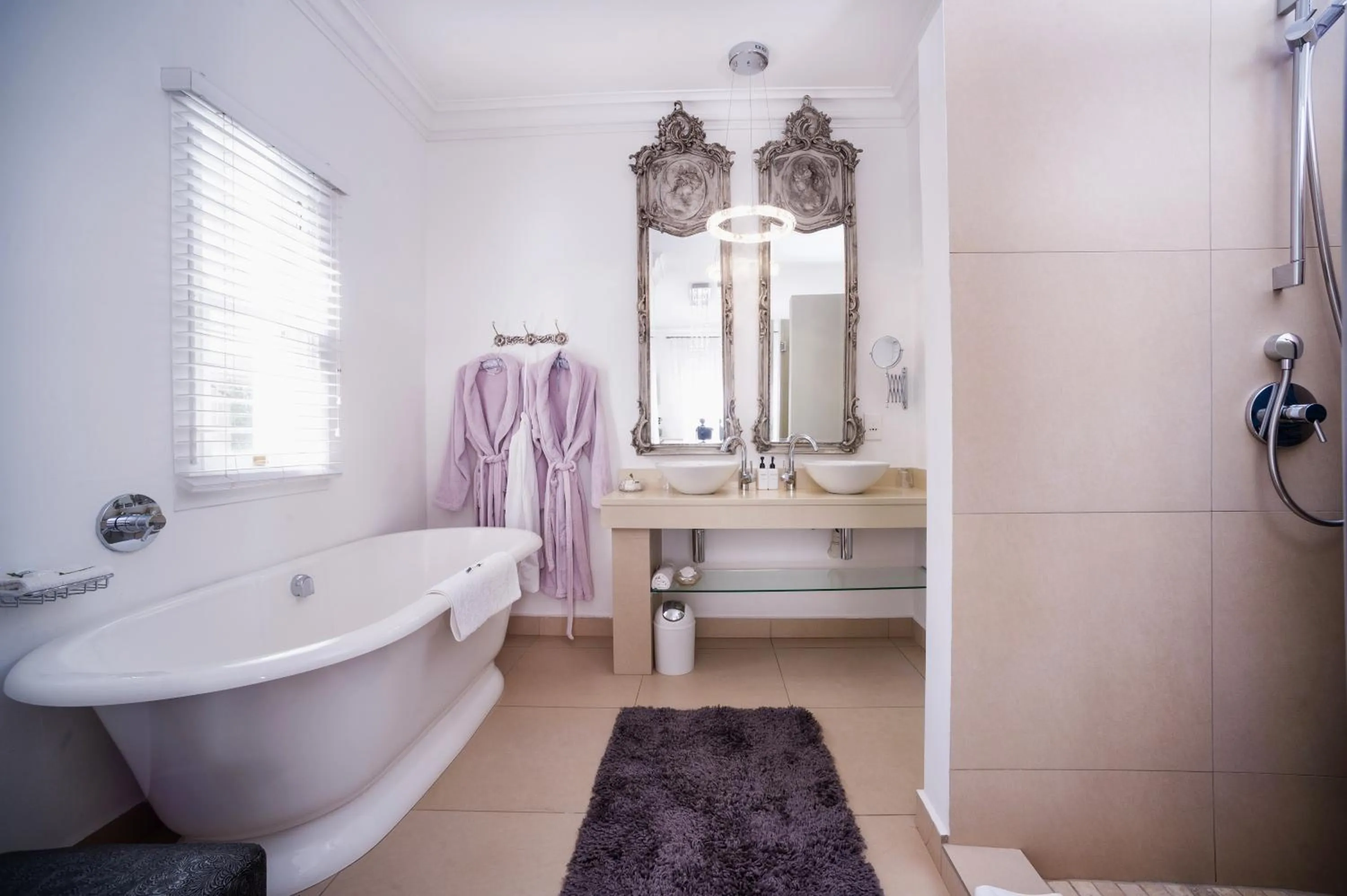 Bathroom in Batavia Boutique Hotel