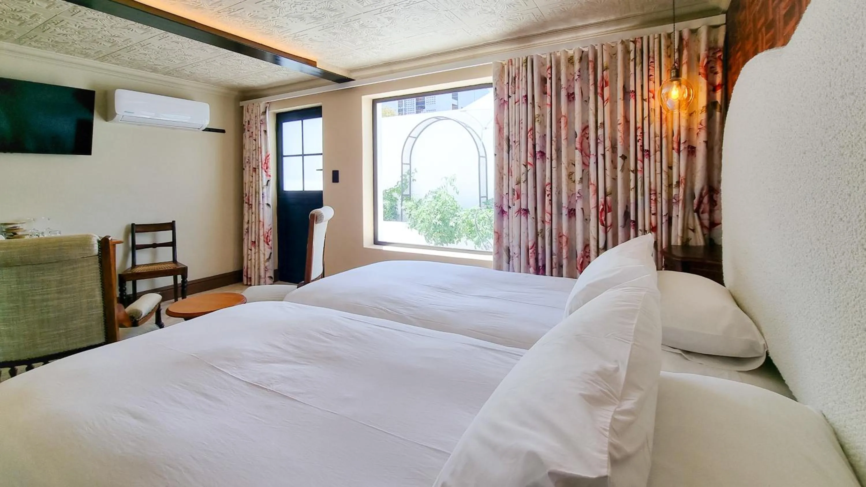 Bedroom, Bed in Batavia Boutique Hotel