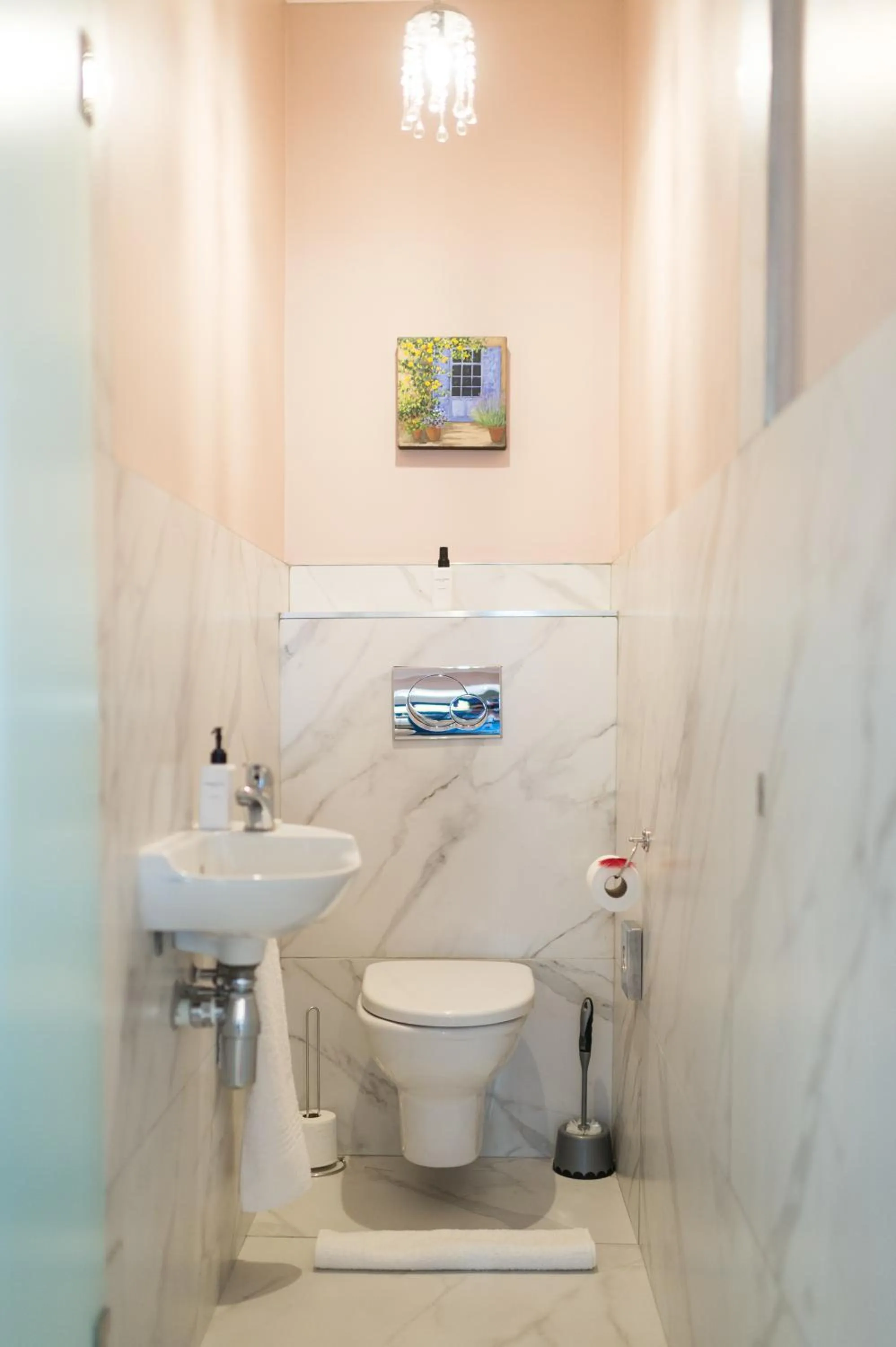 Toilet in Batavia Boutique Hotel