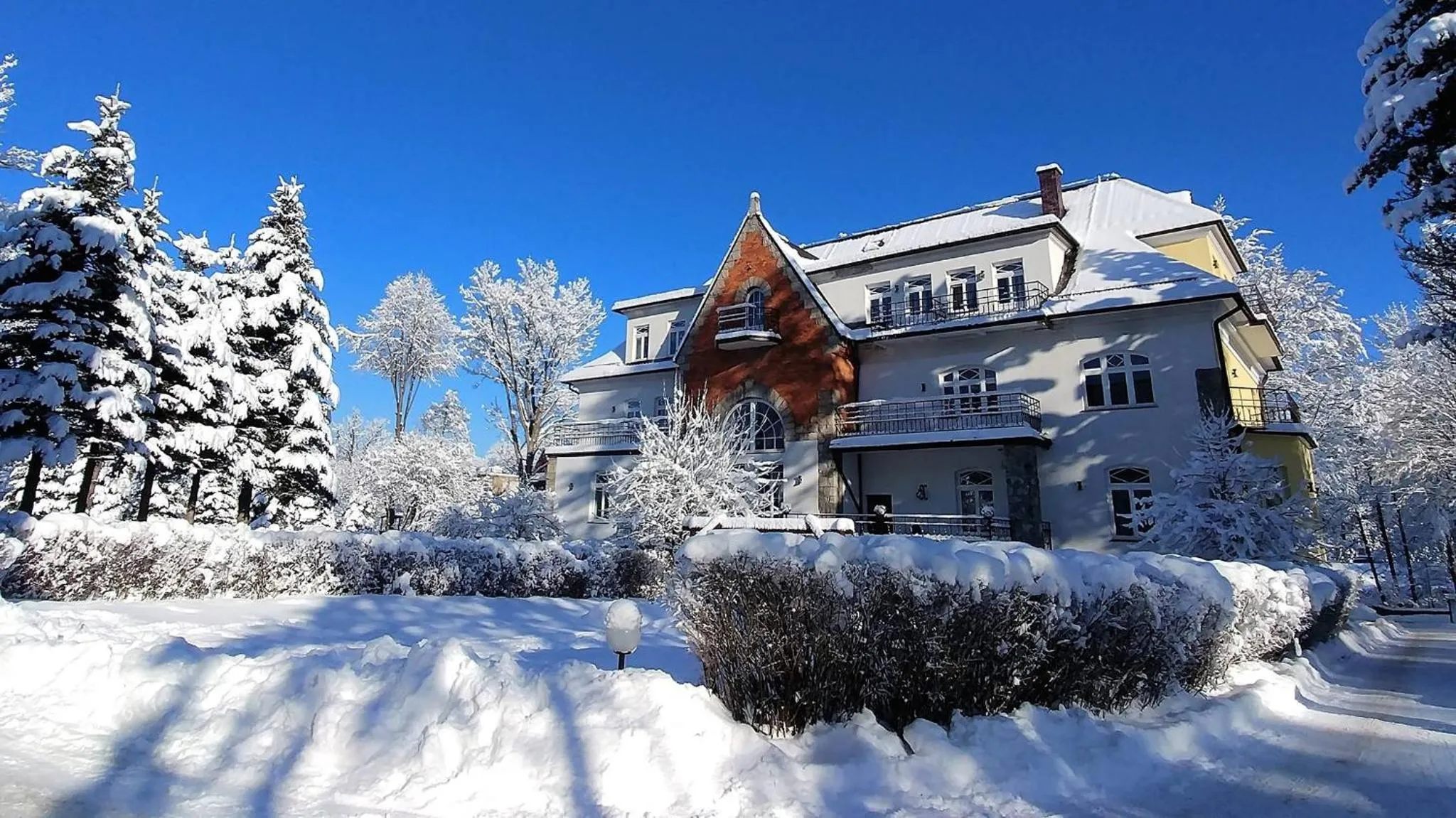 Day in Halny Pensjonat