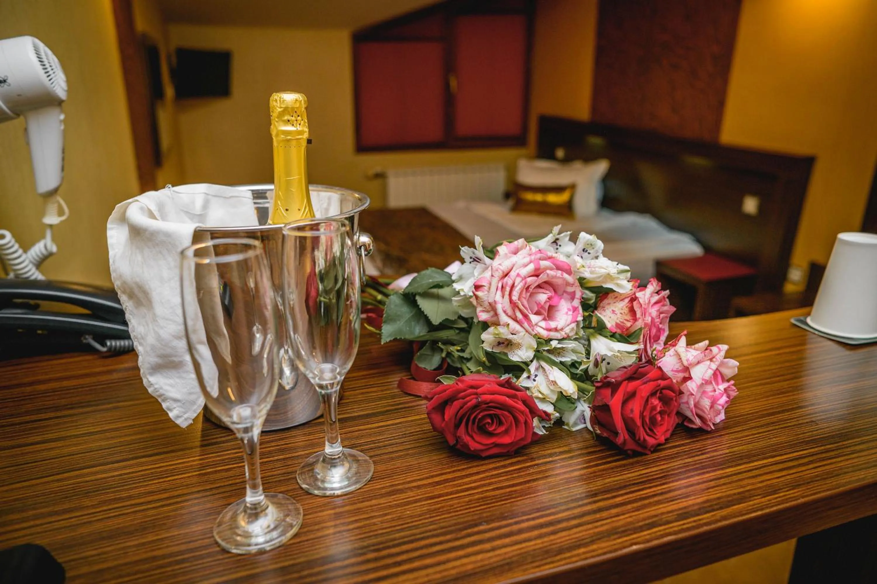 Property building in Eleganza Family Hotel - Free Parking