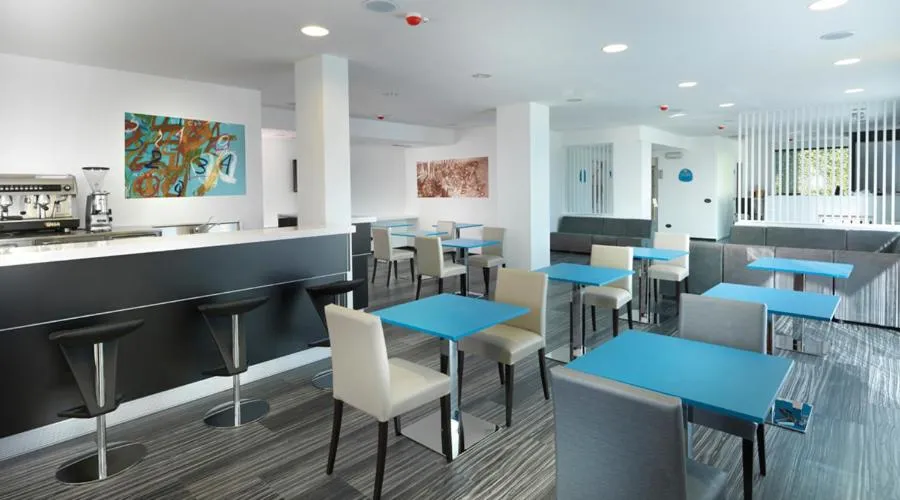 Lounge or bar in Blu9 Hotel