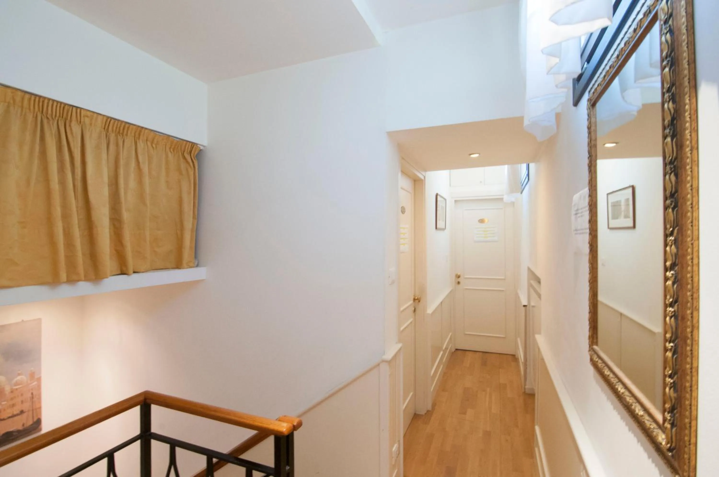 Decorative detail in Albergo ai Tolentini