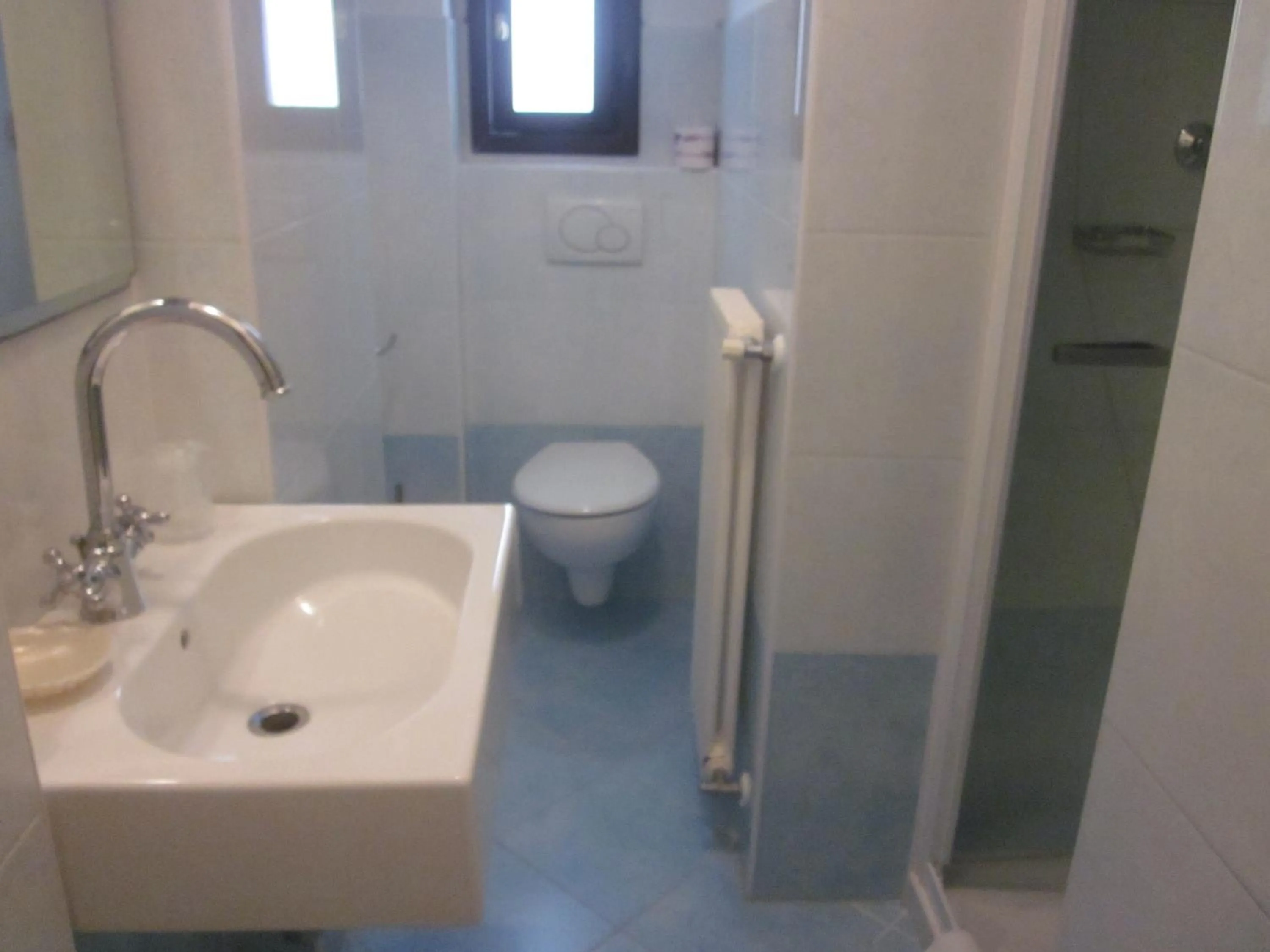 Bathroom in Albergo ai Tolentini